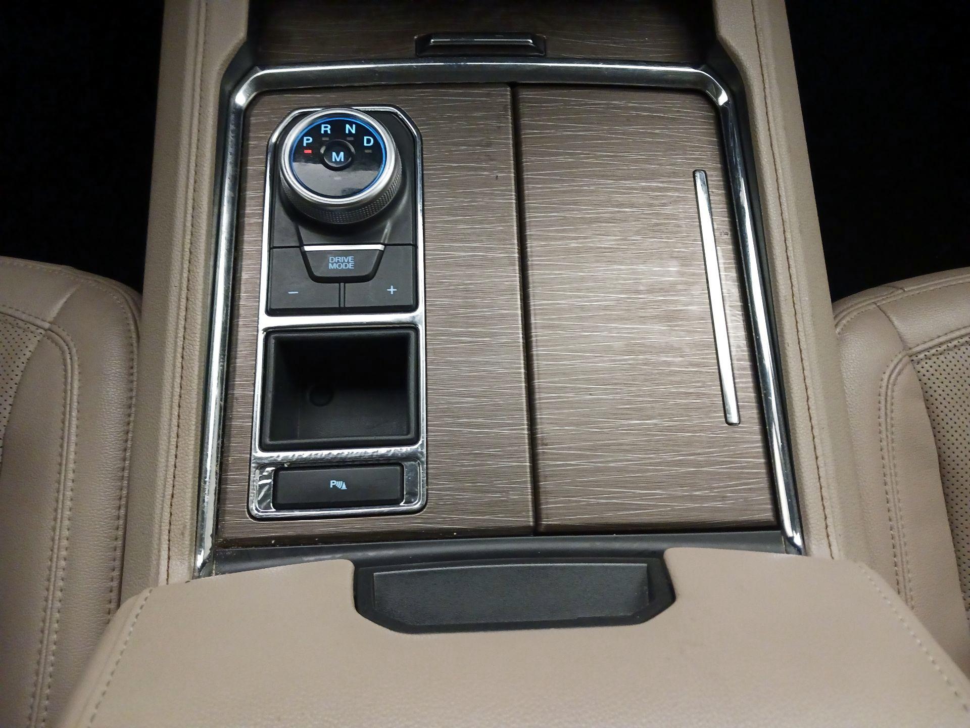 Thumbnail: 2023 Ford Expedition - 18