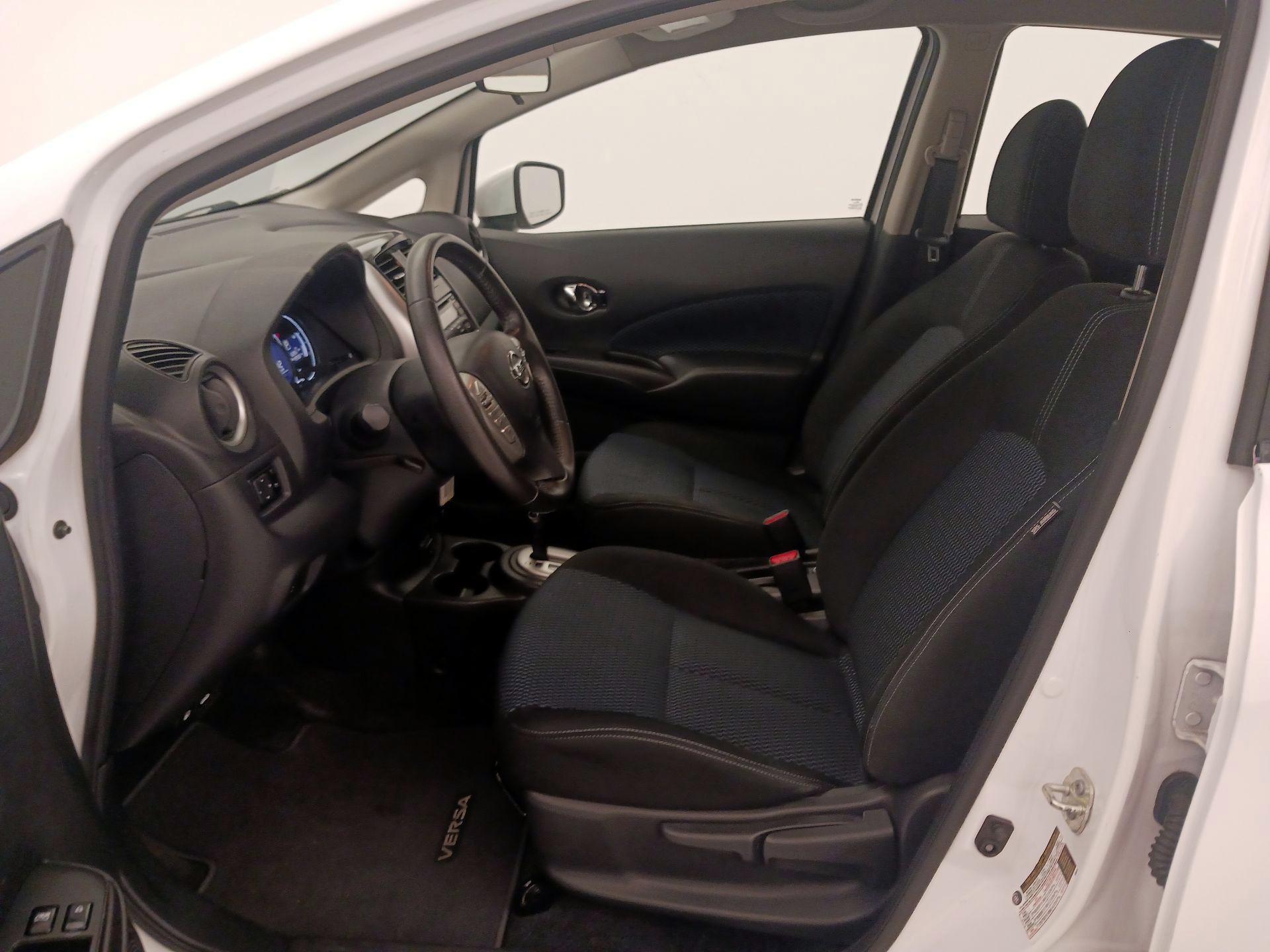 Thumbnail: 2017 Nissan Versa Note - 11