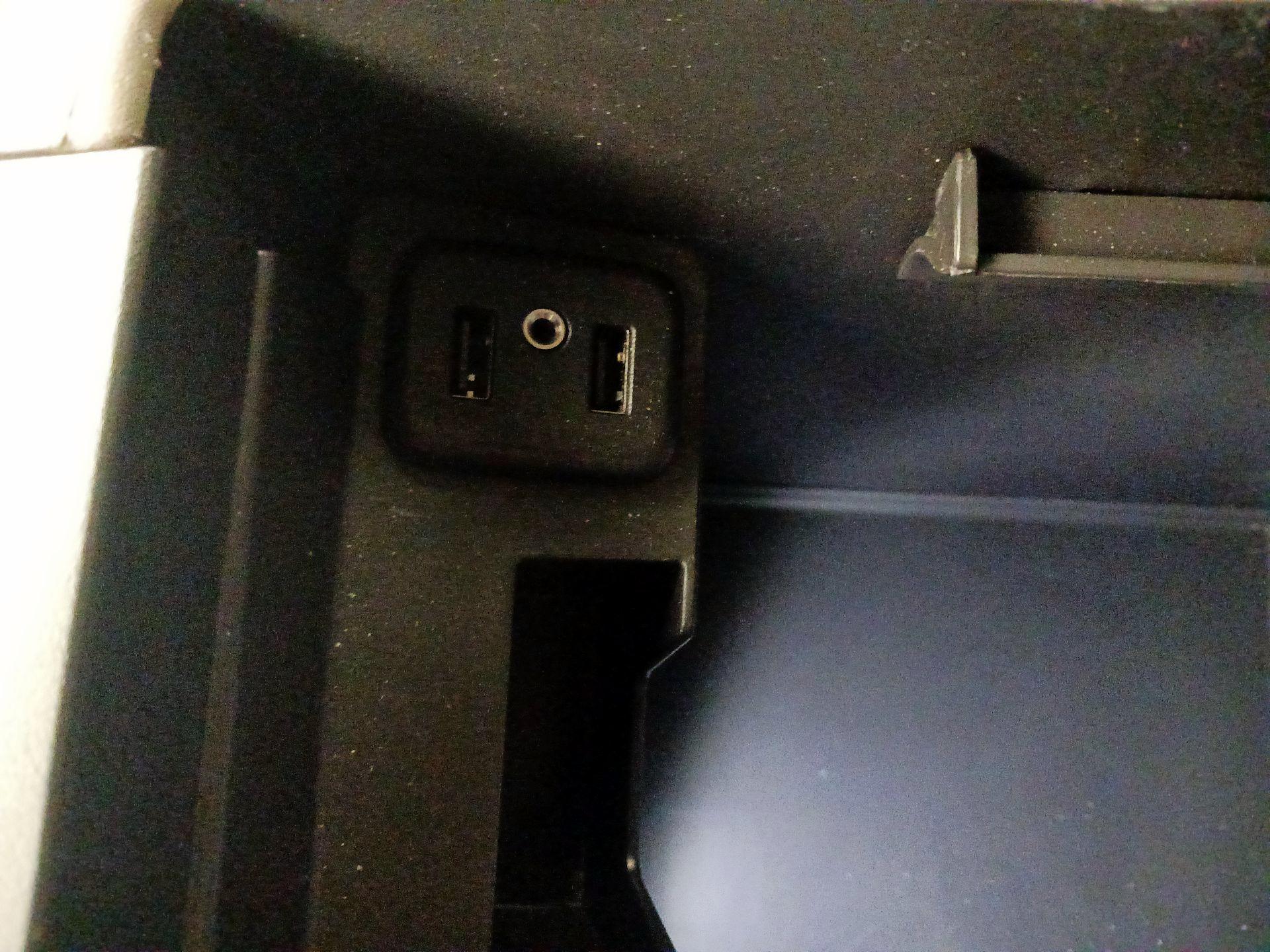 Thumbnail: 2019 Chevrolet Tahoe - 19