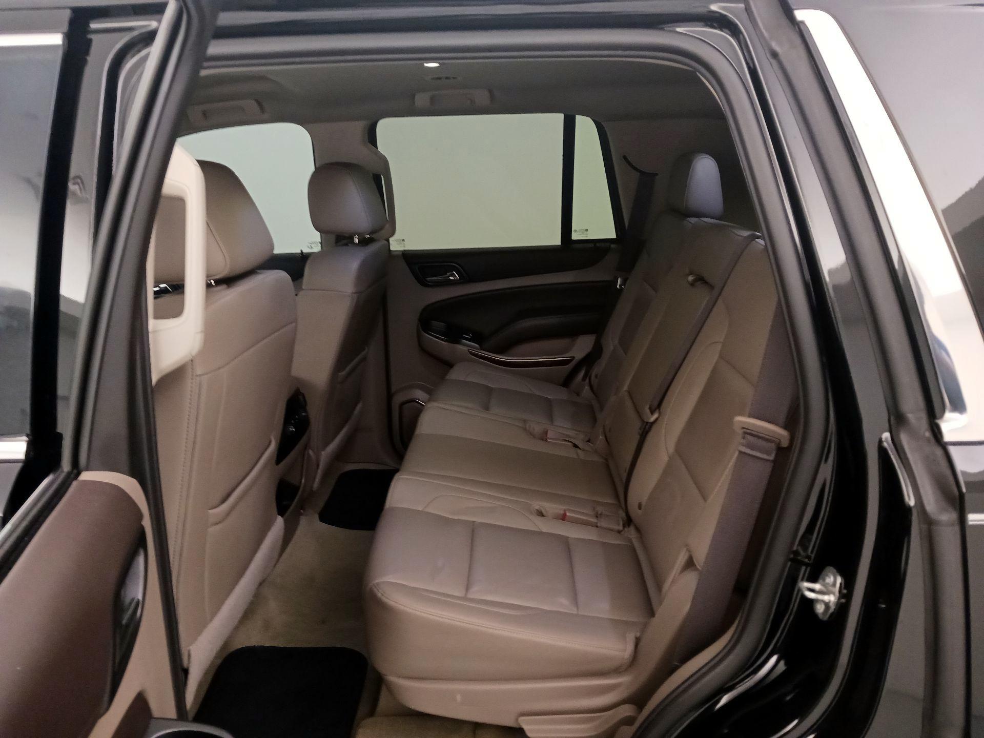 Thumbnail: 2019 Chevrolet Tahoe - 20