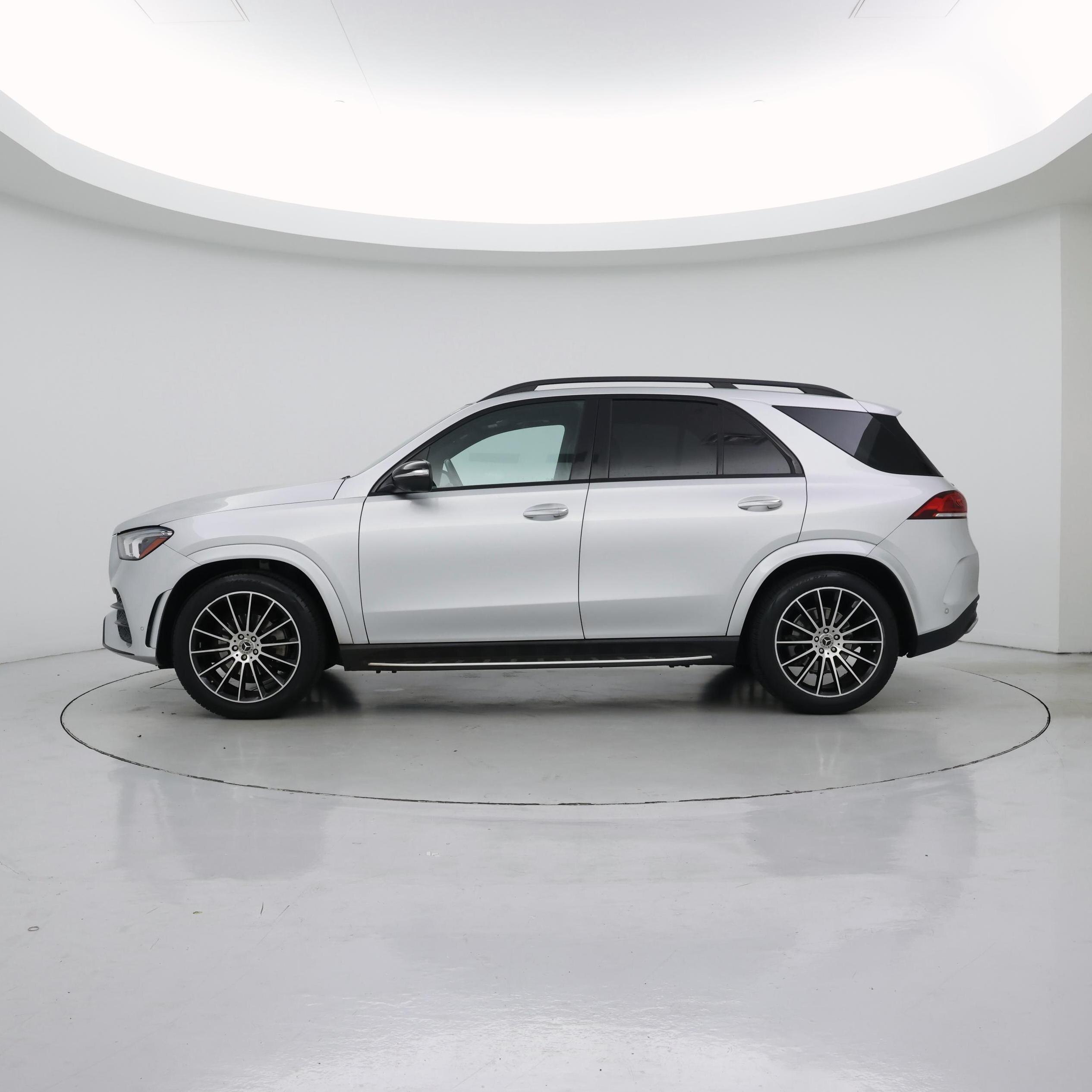 Thumbnail: 2021 Mercedes-Benz GLE - 3
