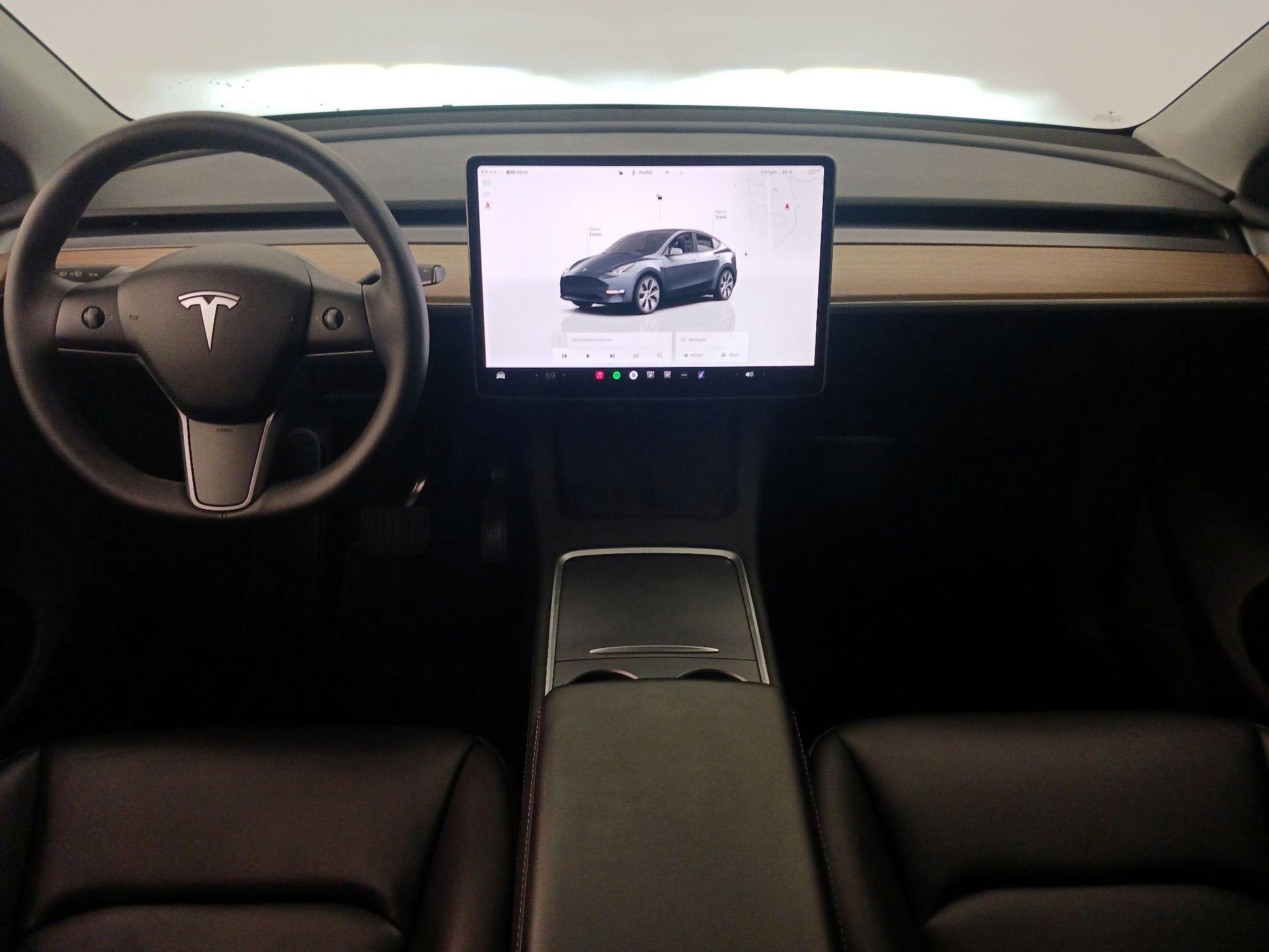 Thumbnail: 2023 Tesla Model Y - 9