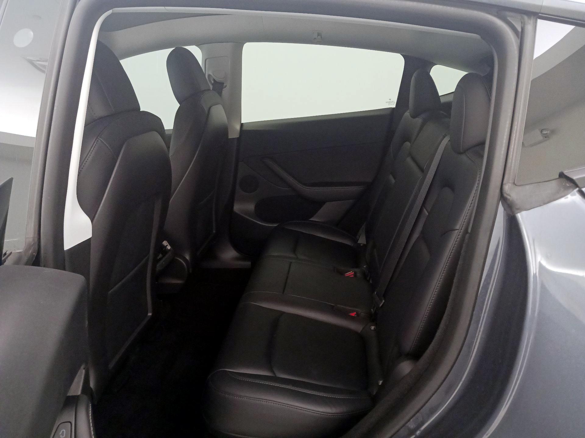 Thumbnail: 2023 Tesla Model Y - 18