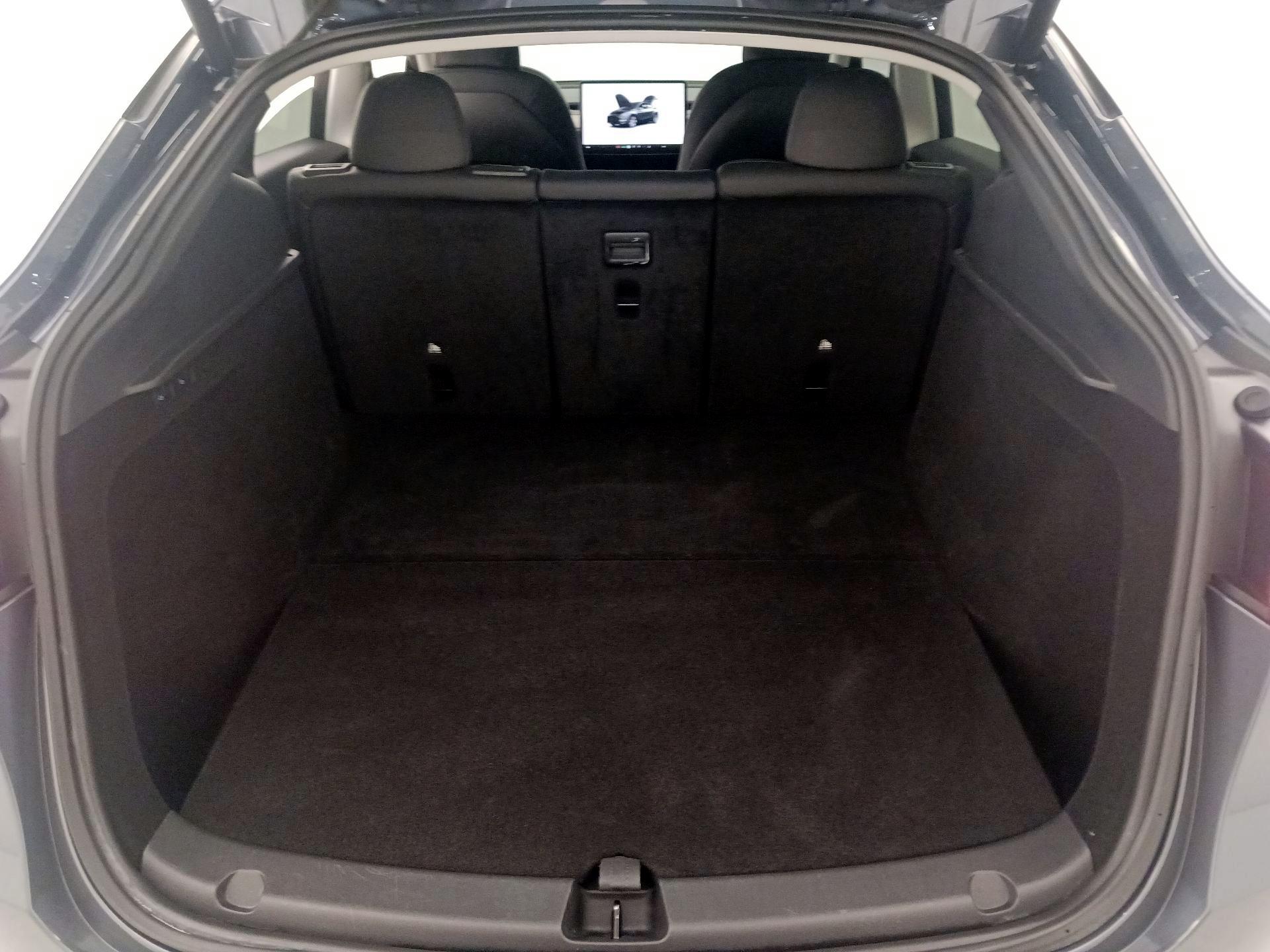 Thumbnail: 2023 Tesla Model Y - 19