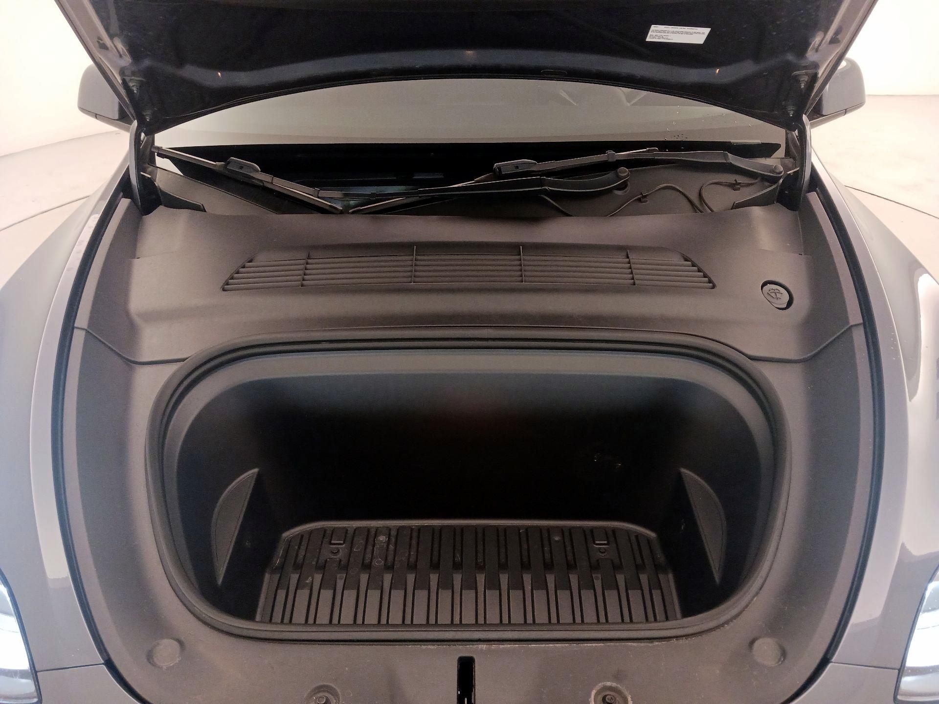 Thumbnail: 2023 Tesla Model Y - 20