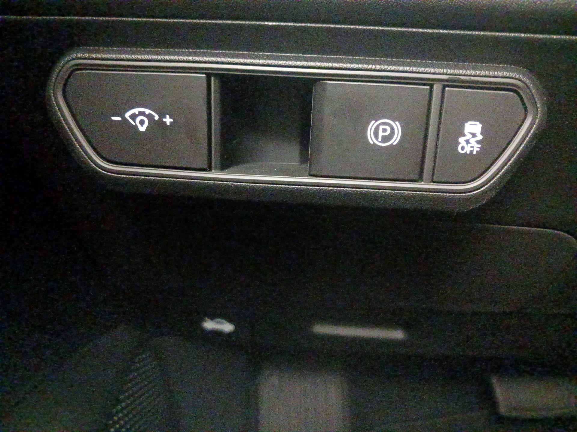 Thumbnail: 2025 Kia K4 - 13