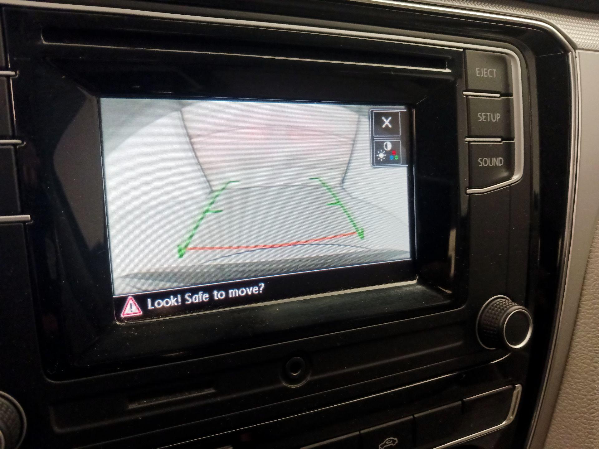 Thumbnail: 2016 Volkswagen Passat - 14