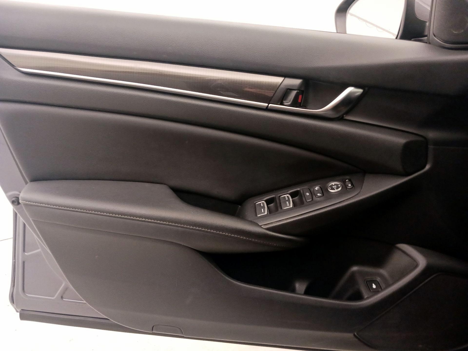 Thumbnail: 2020 Honda Accord - 12