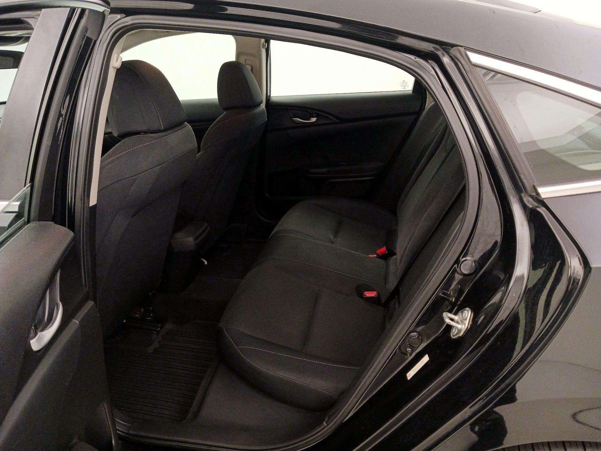 Thumbnail: 2020 Honda Insight - 19