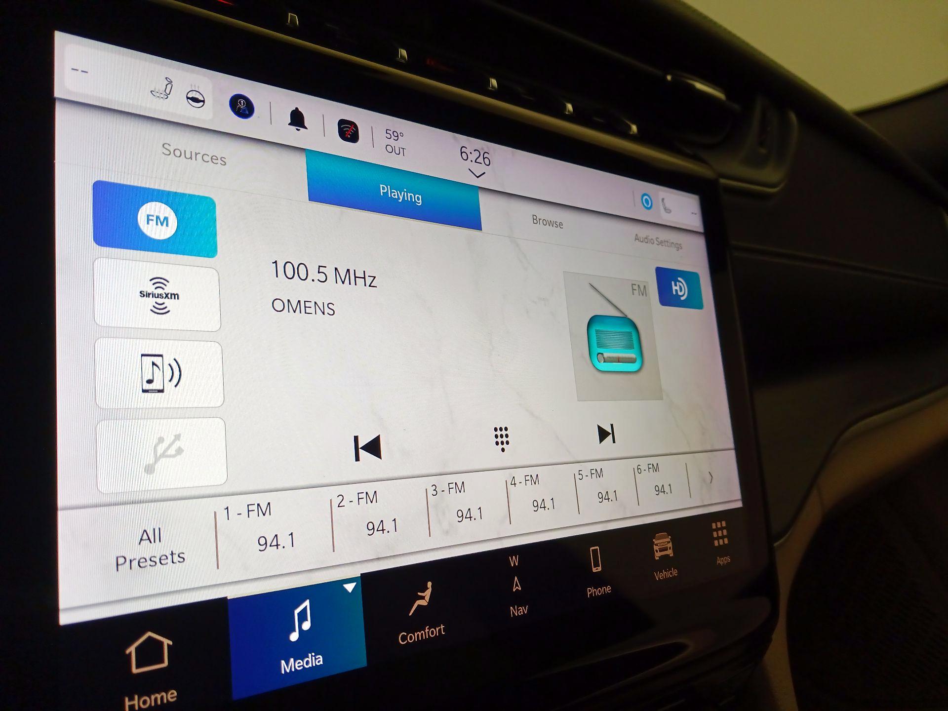 Thumbnail: 2023 Jeep Grand Cherokee - 16