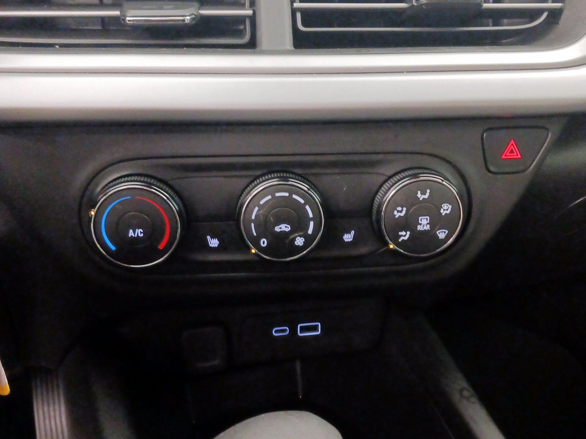 Thumbnail: 2024 Chevrolet Trax - 16