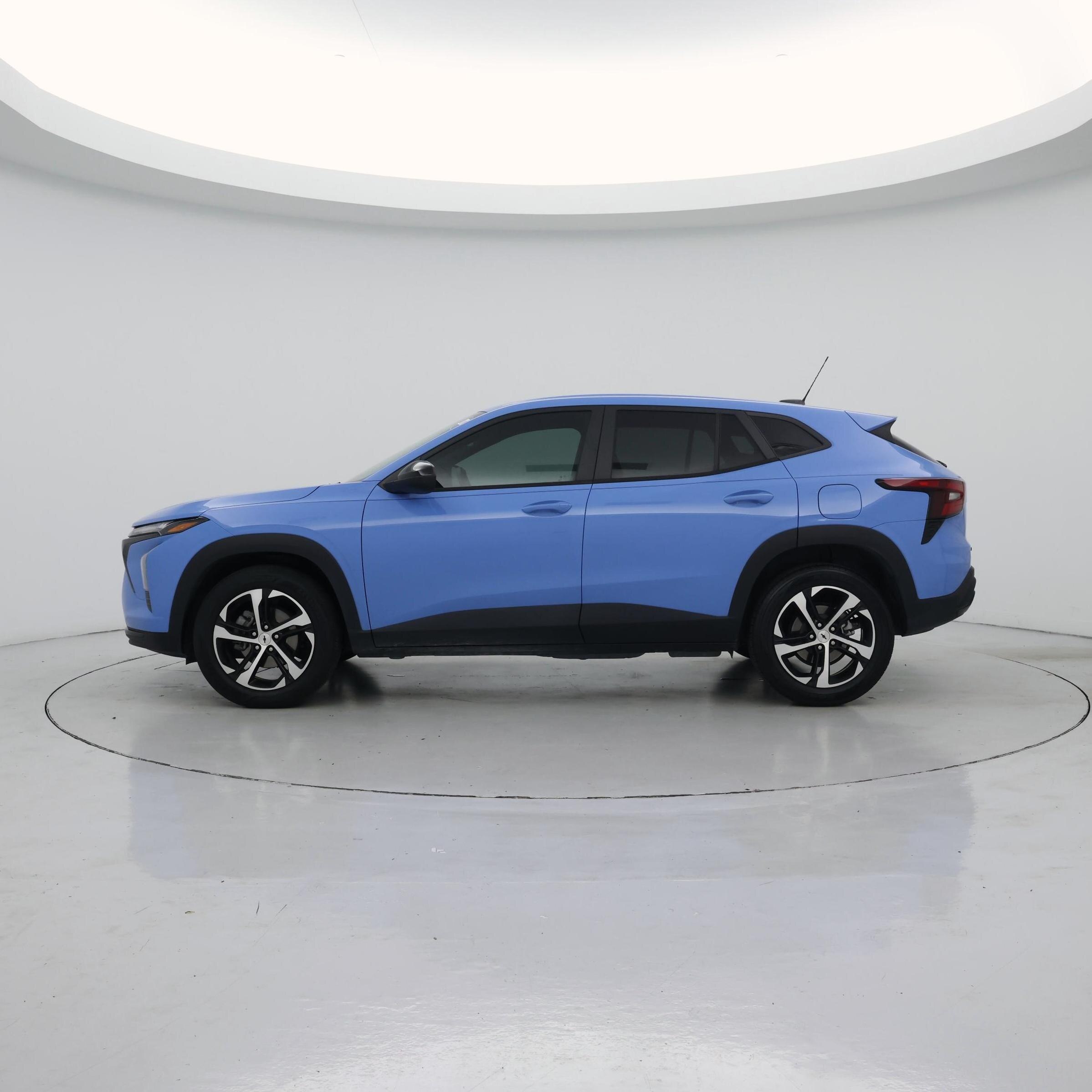 Thumbnail: 2024 Chevrolet Trax - 3