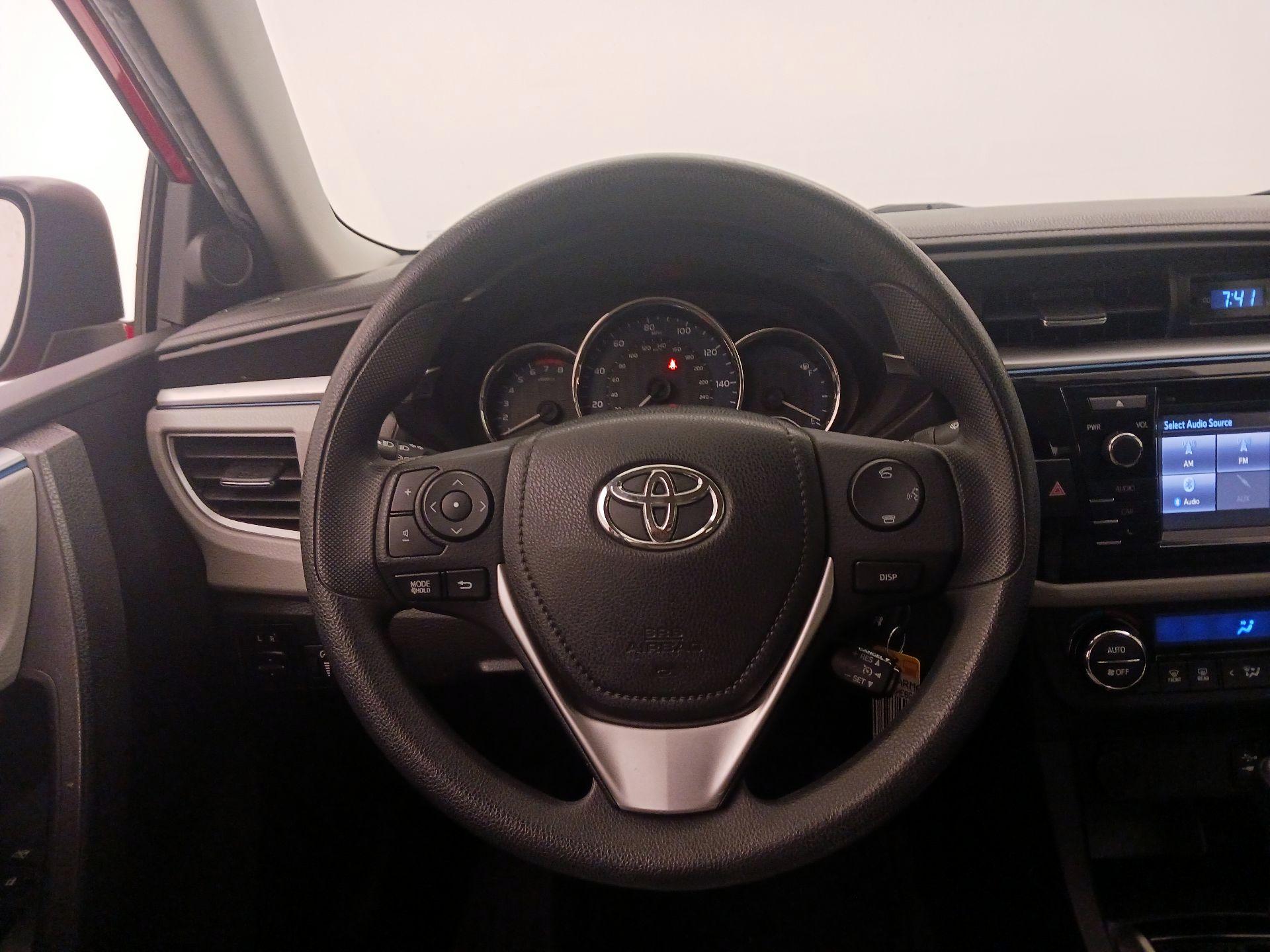 Thumbnail: 2016 Toyota Corolla - 10