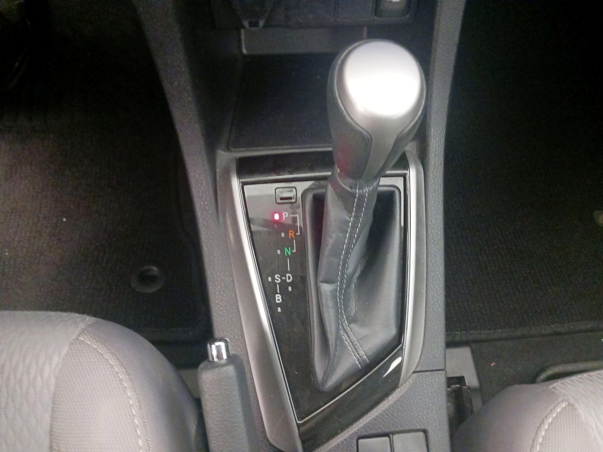 Thumbnail: 2016 Toyota Corolla - 17