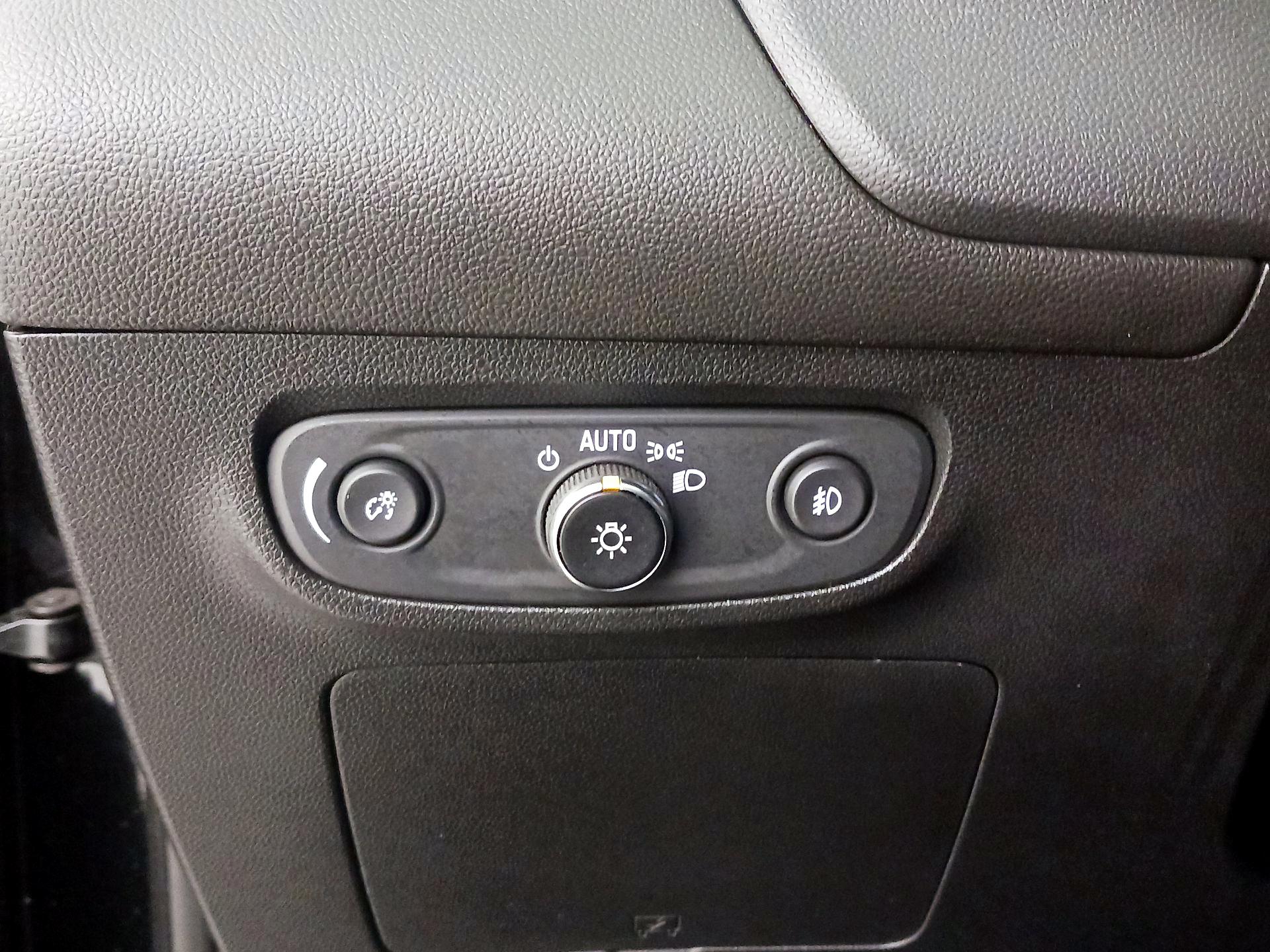 Thumbnail: 2021 Buick Encore GX - 13