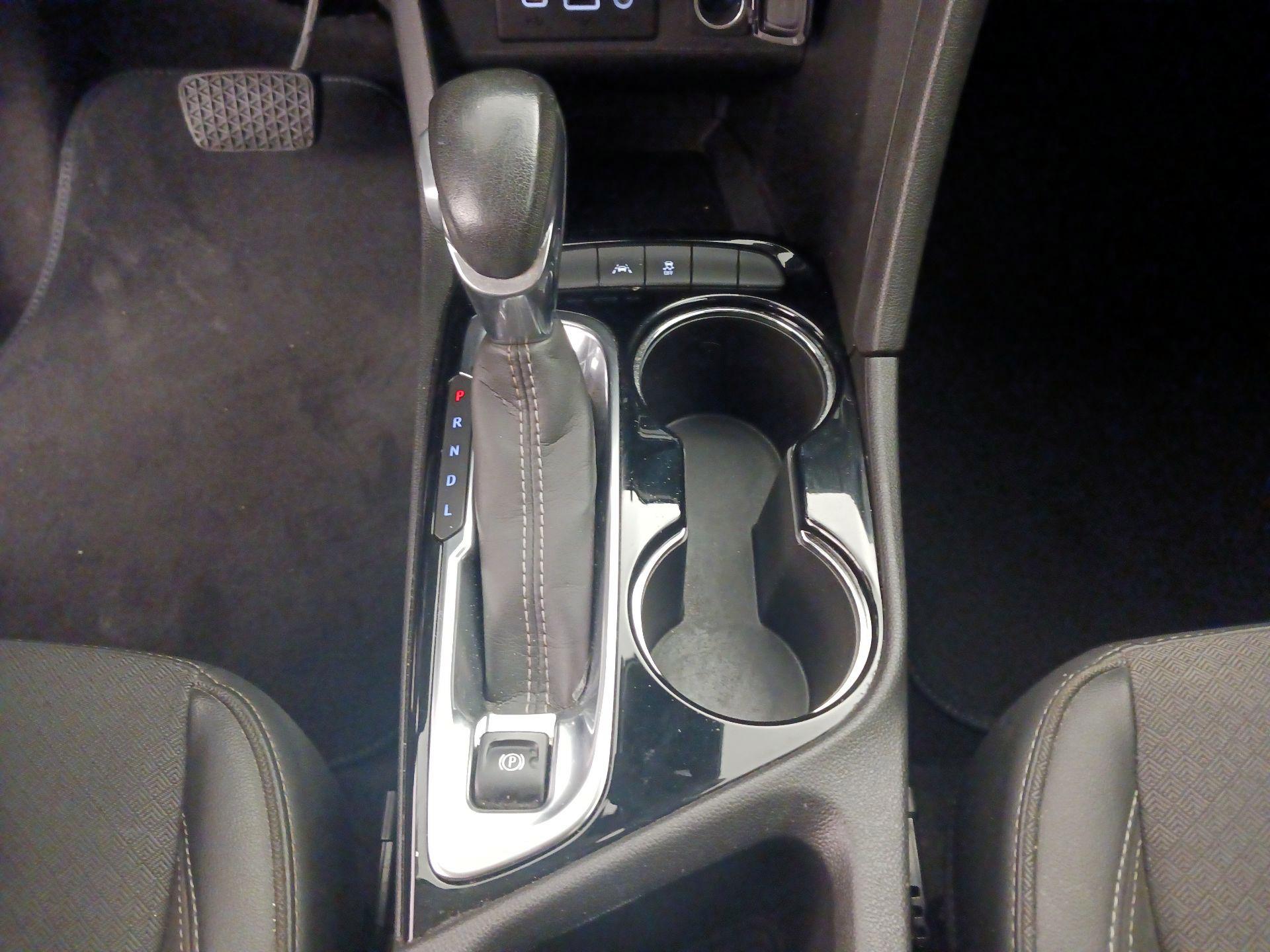 Thumbnail: 2021 Buick Encore GX - 17