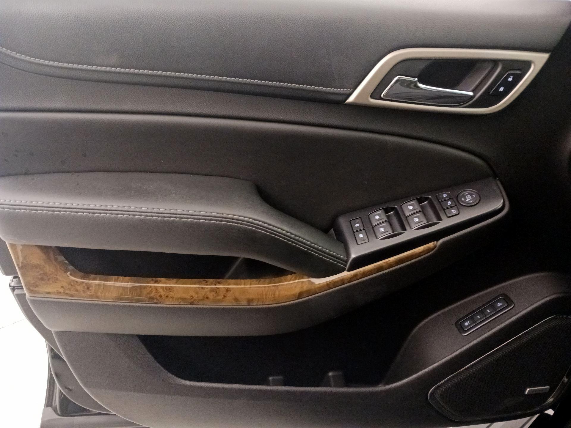 Thumbnail: 2017 GMC Yukon - 12