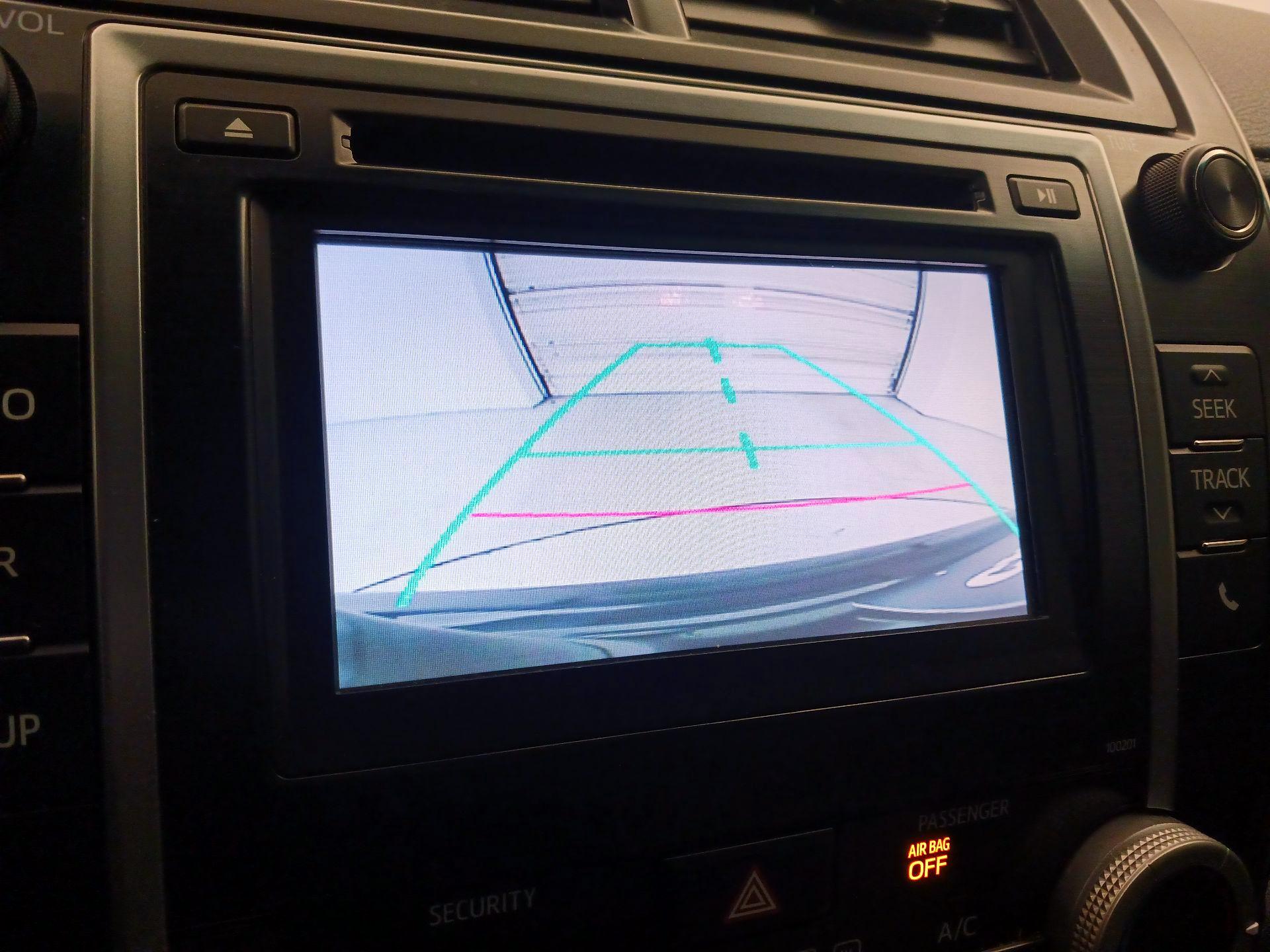 Thumbnail: 2014 Toyota Camry - 14