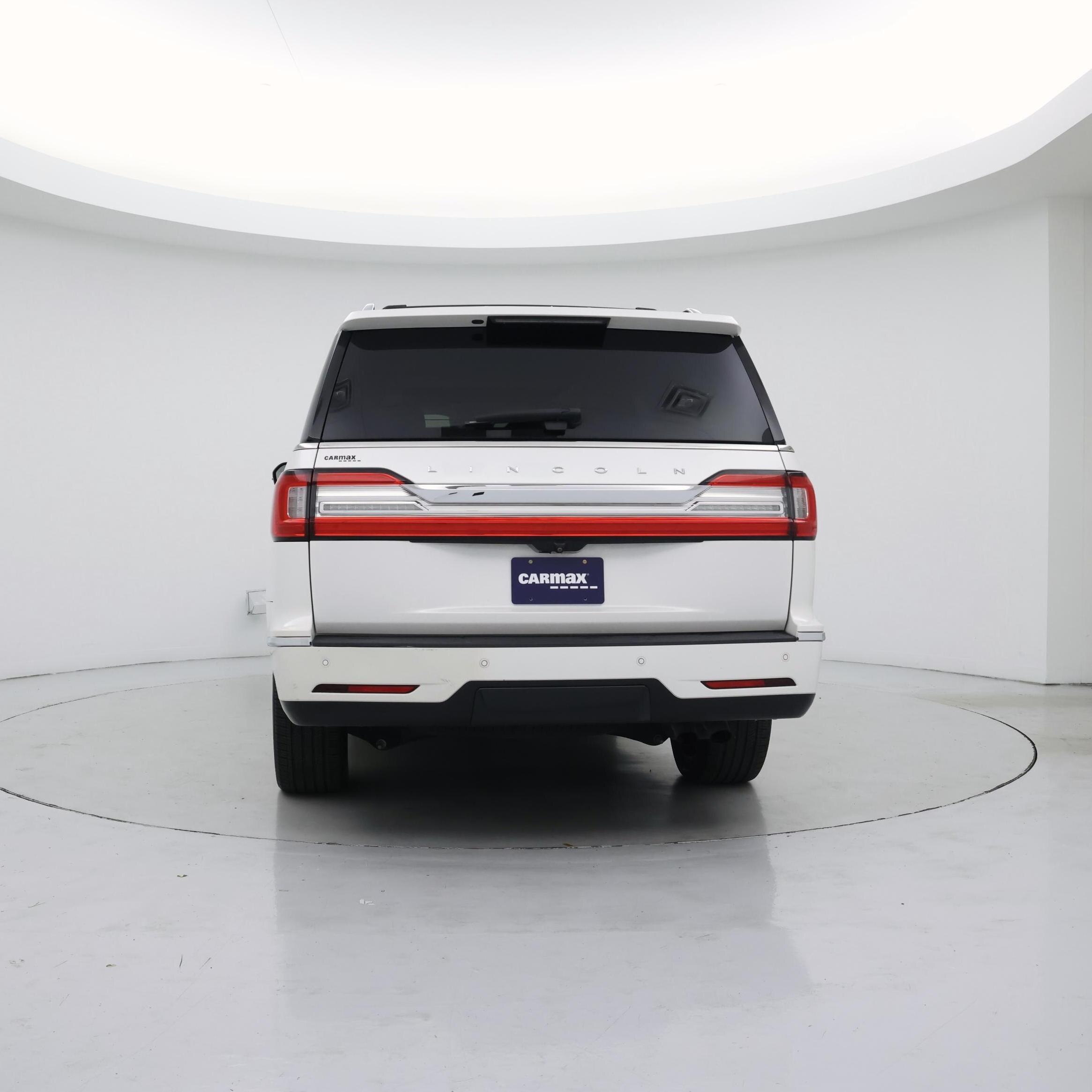 Thumbnail: 2019 Lincoln Navigator L - 6