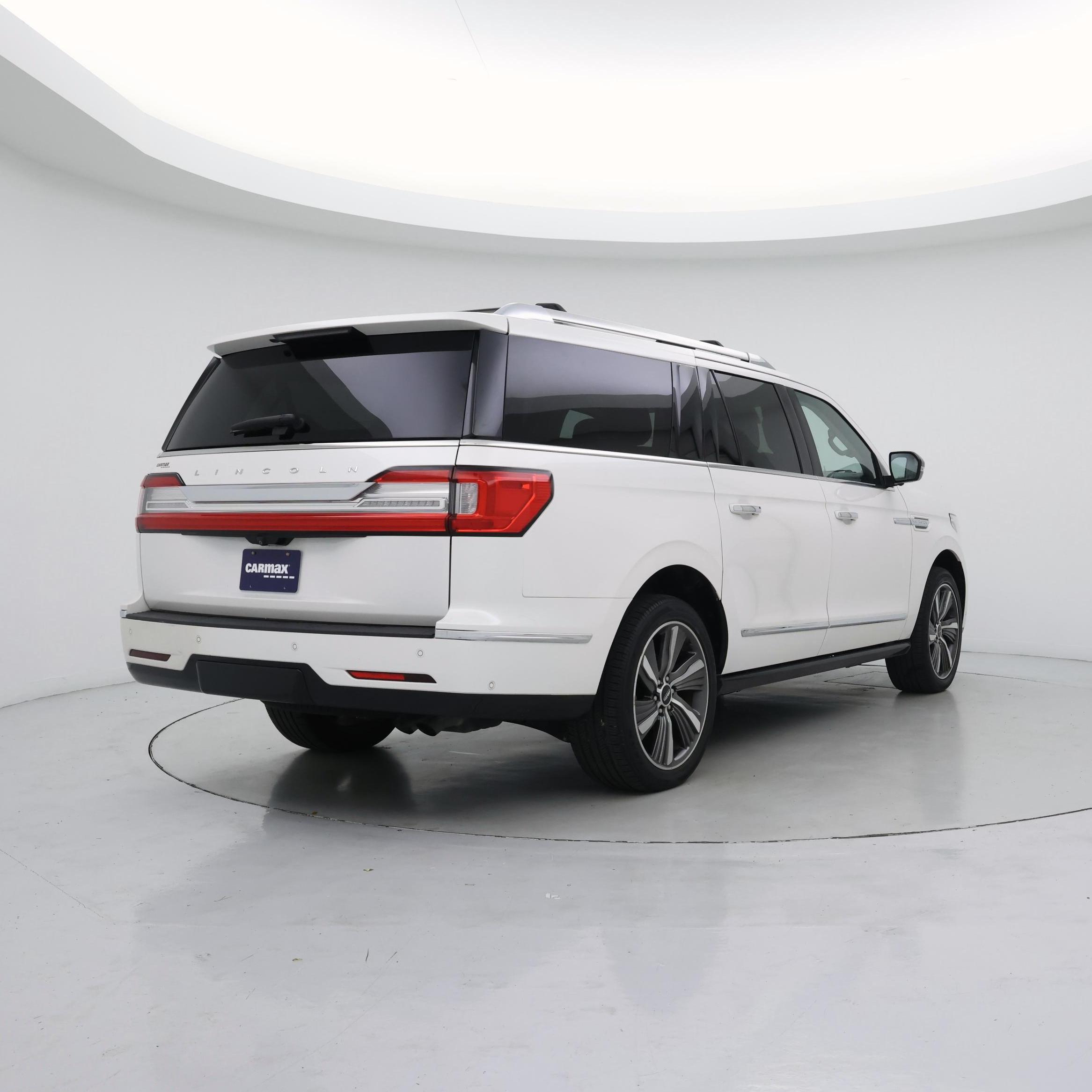 Thumbnail: 2019 Lincoln Navigator L - 8