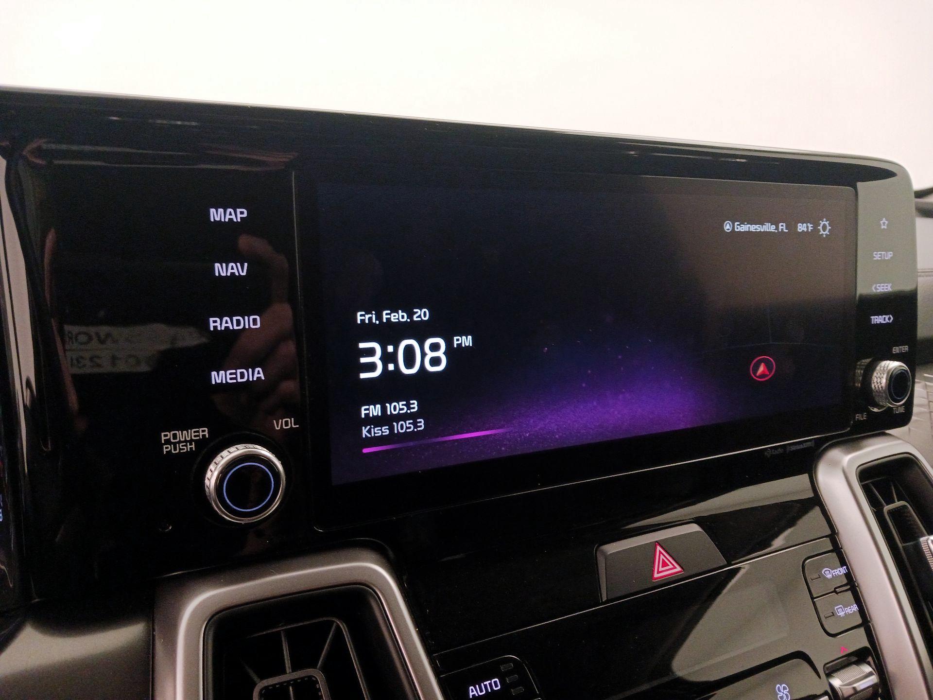 Thumbnail: 2023 Kia Sorento - 16