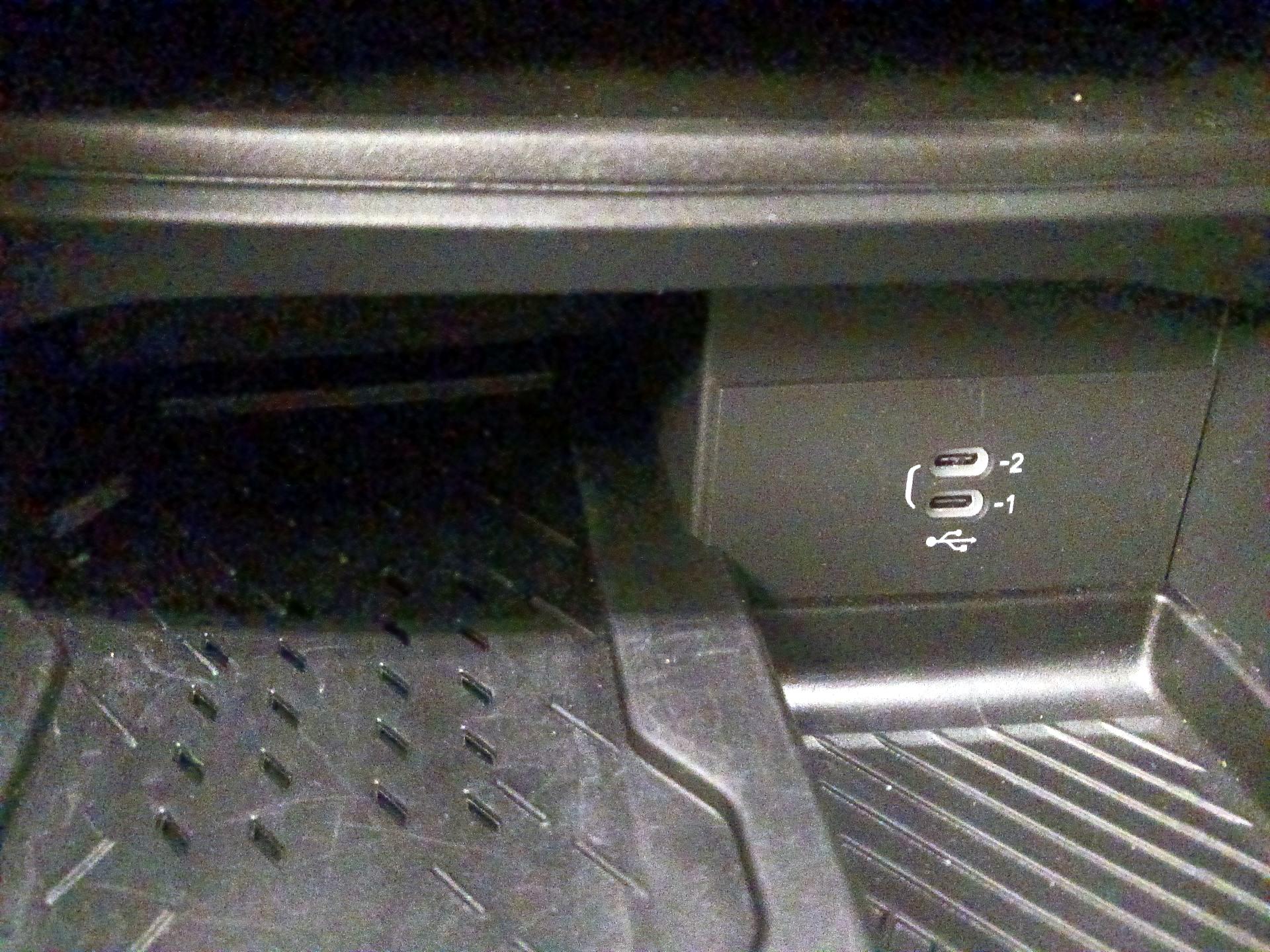 Thumbnail: 2026 Chrysler Pacifica - 19