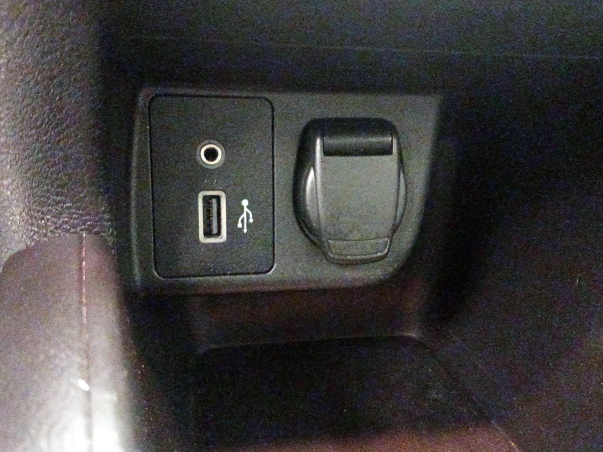 Thumbnail: 2021 Nissan Versa - 17