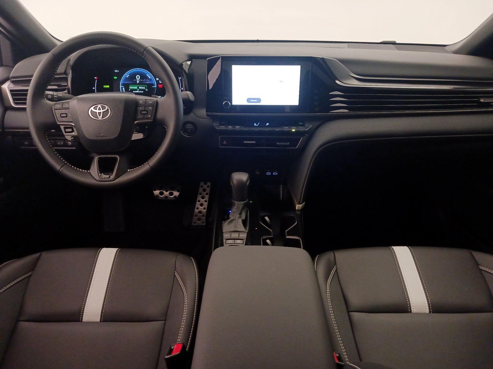 Thumbnail: 2025 Toyota Camry - 9