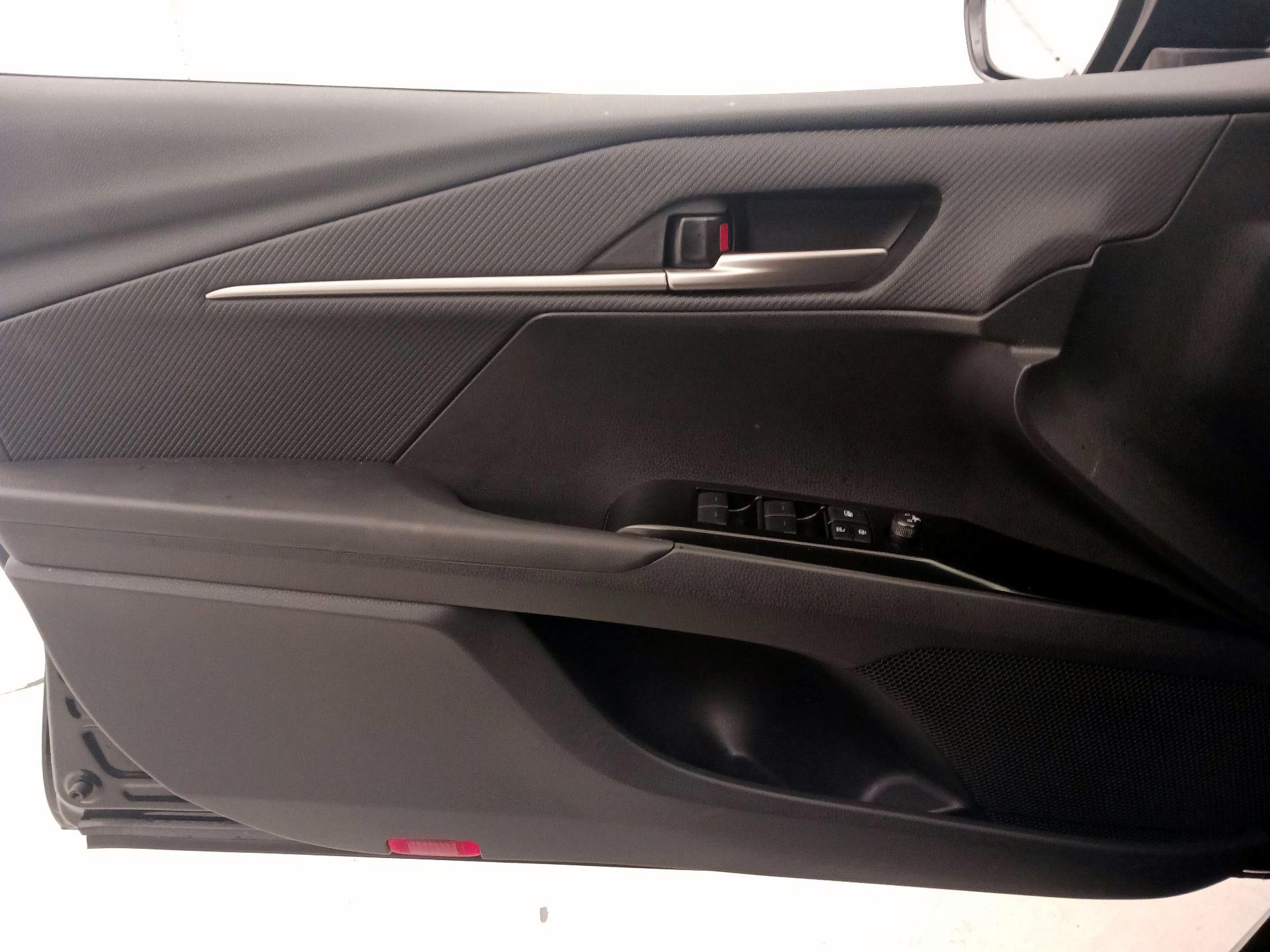 Thumbnail: 2025 Toyota Camry - 12