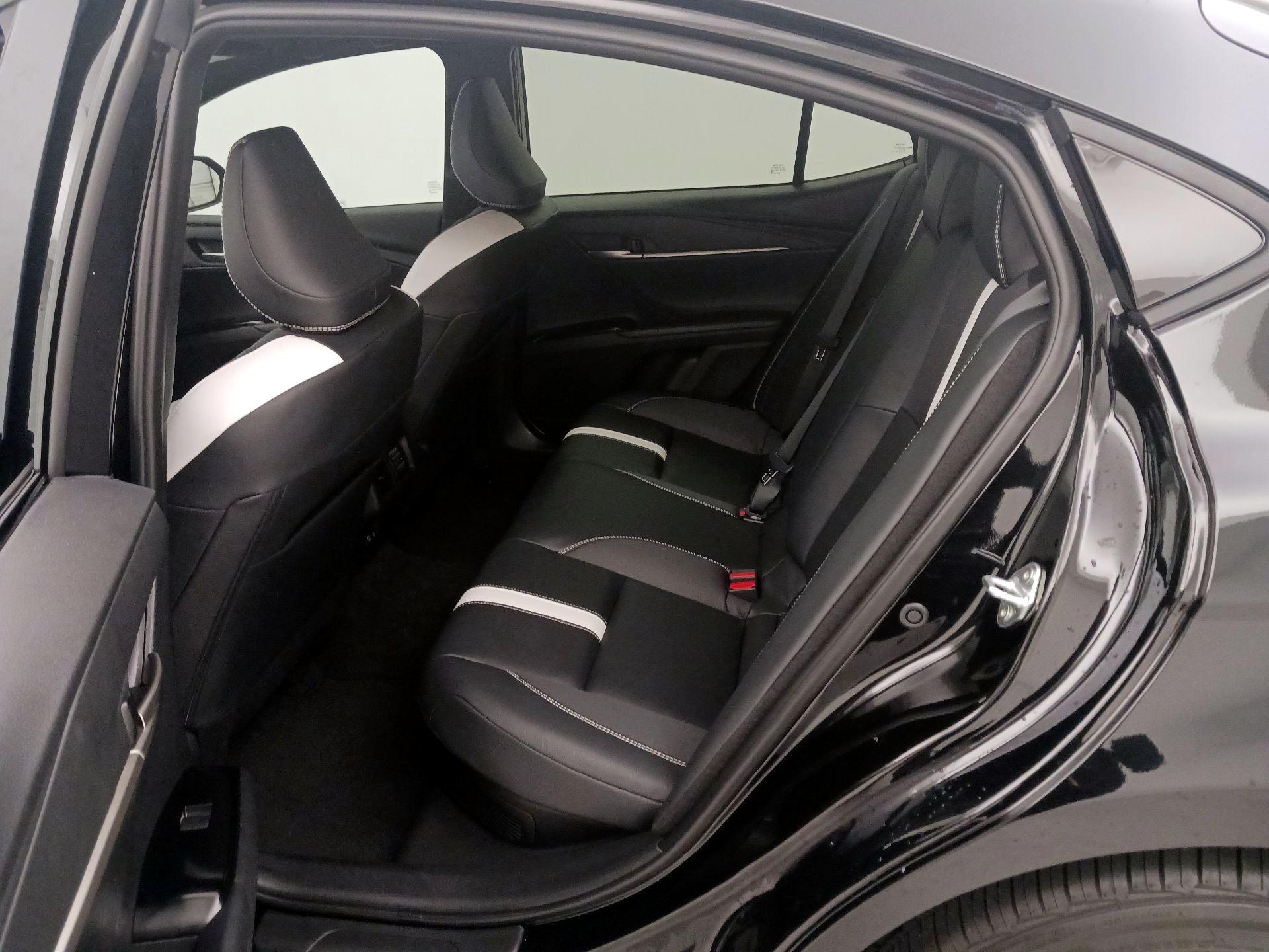 Thumbnail: 2025 Toyota Camry - 19