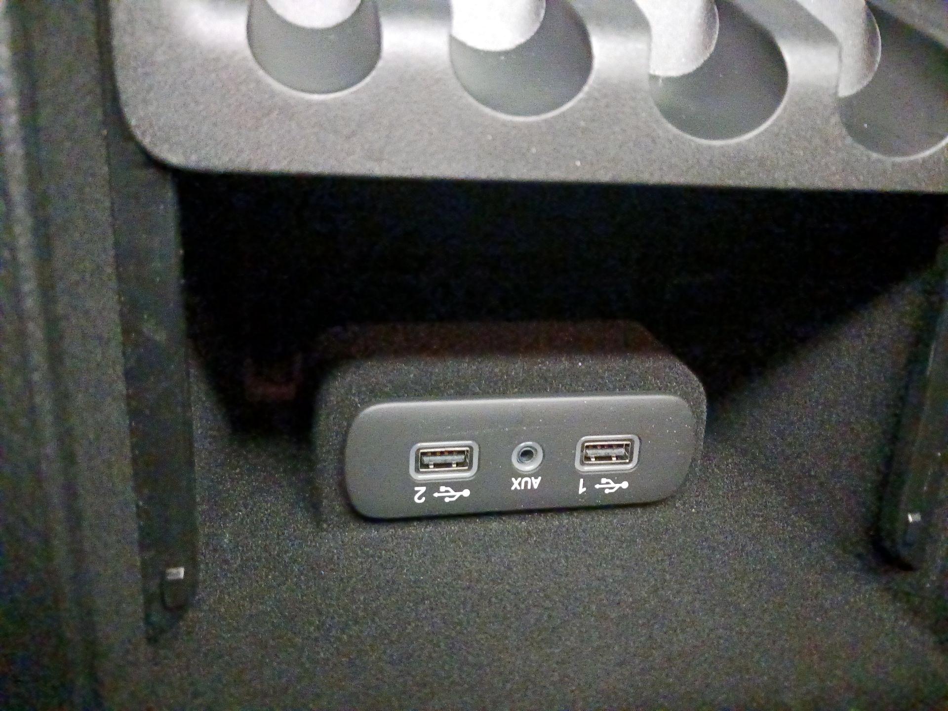 Thumbnail: 2023 Dodge Charger - 18