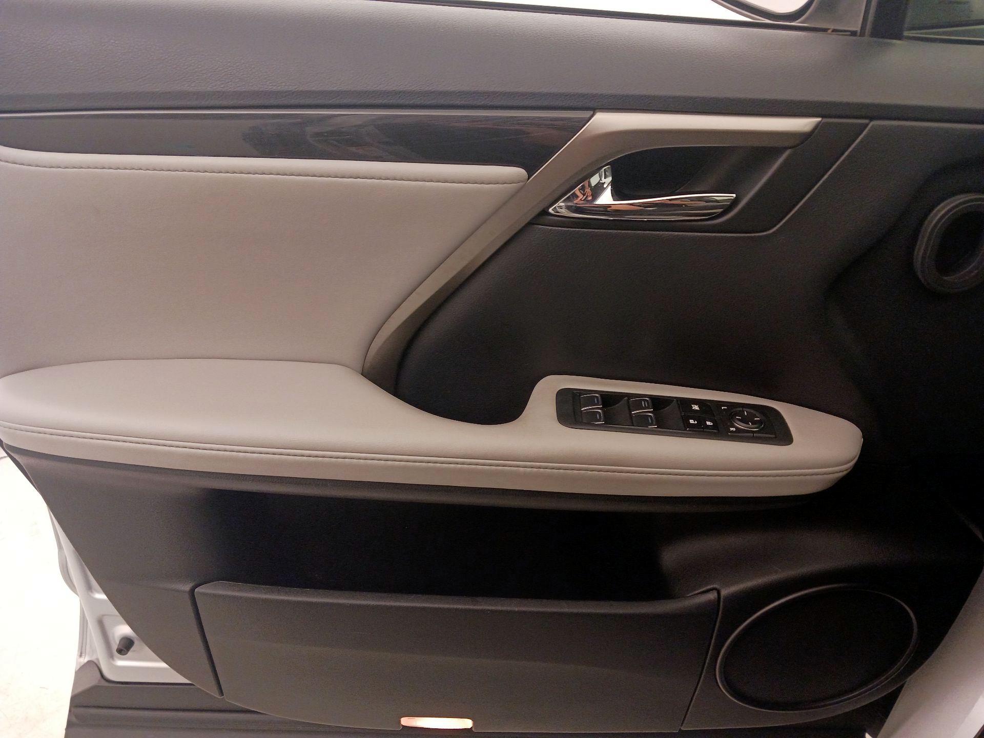 Thumbnail: 2019 Lexus RX - 12