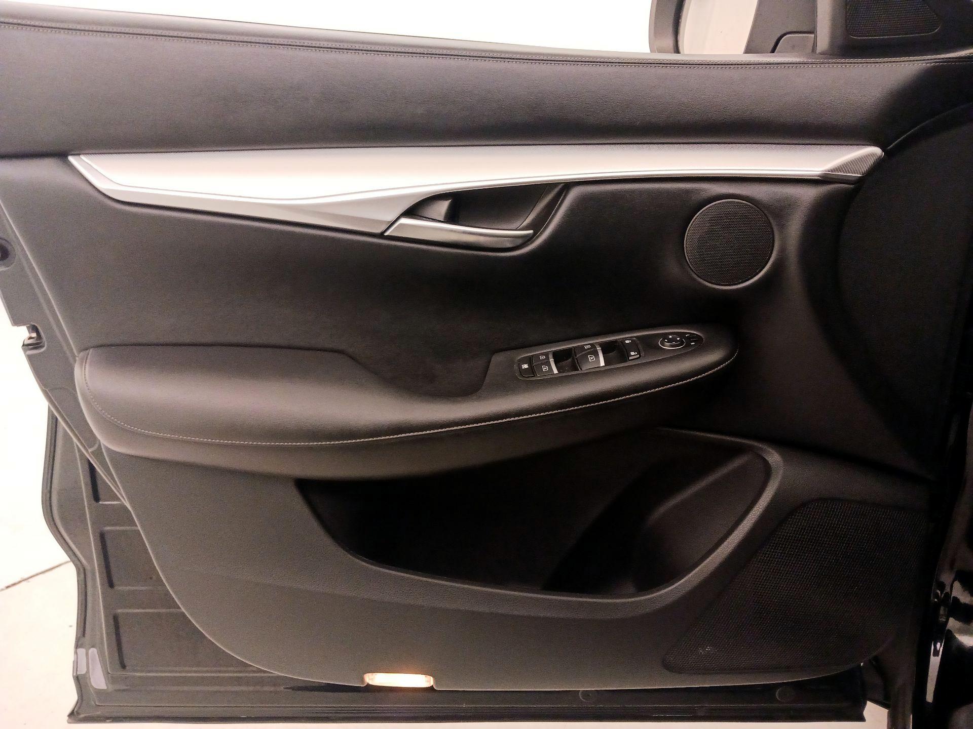 Thumbnail: 2021 INFINITI QX50 - 12