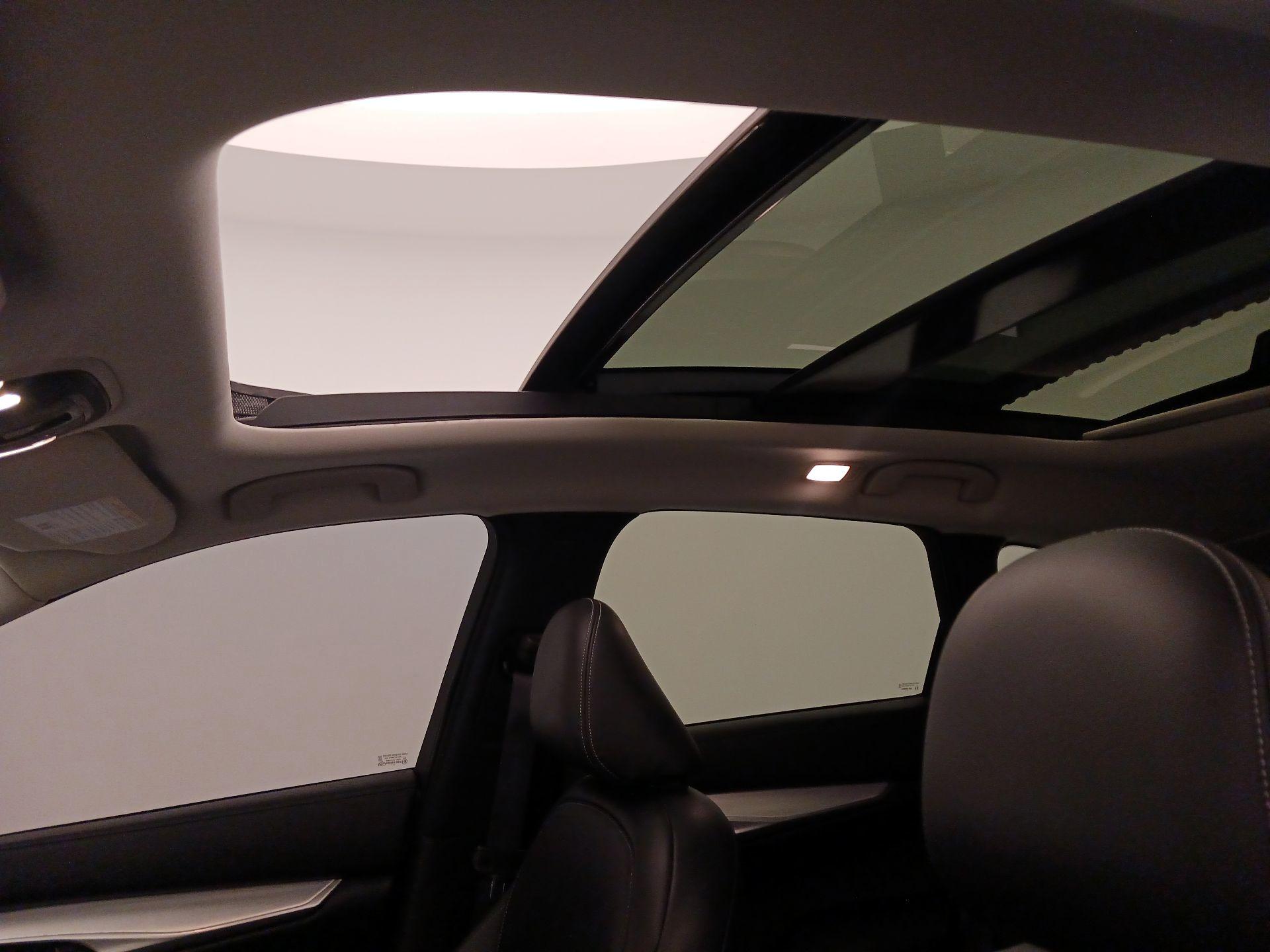 Thumbnail: 2021 INFINITI QX50 - 19