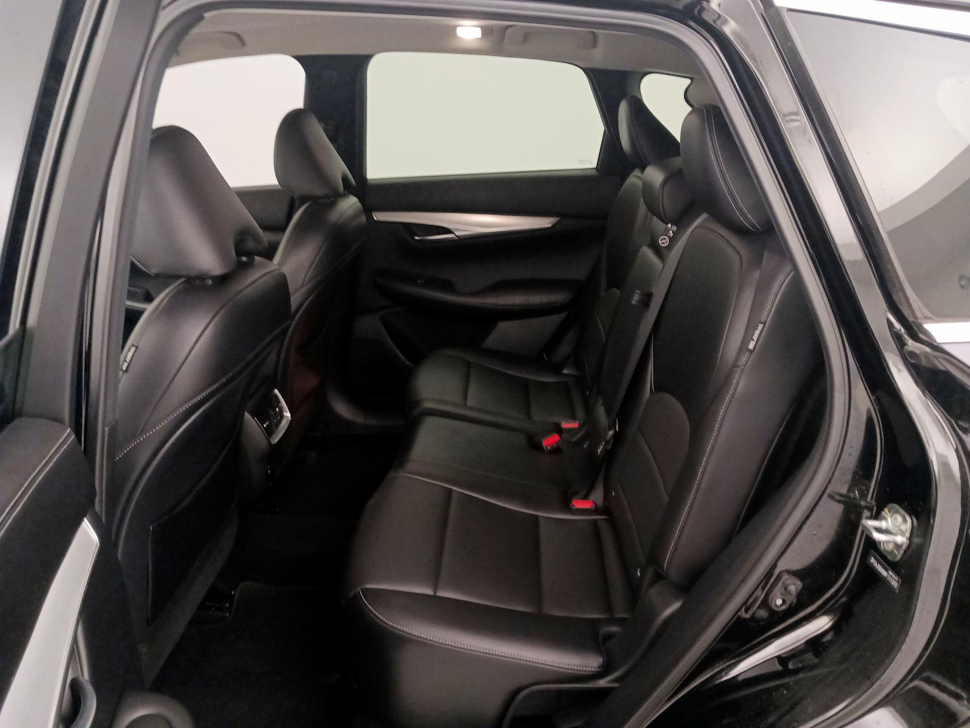 Thumbnail: 2021 INFINITI QX50 - 20