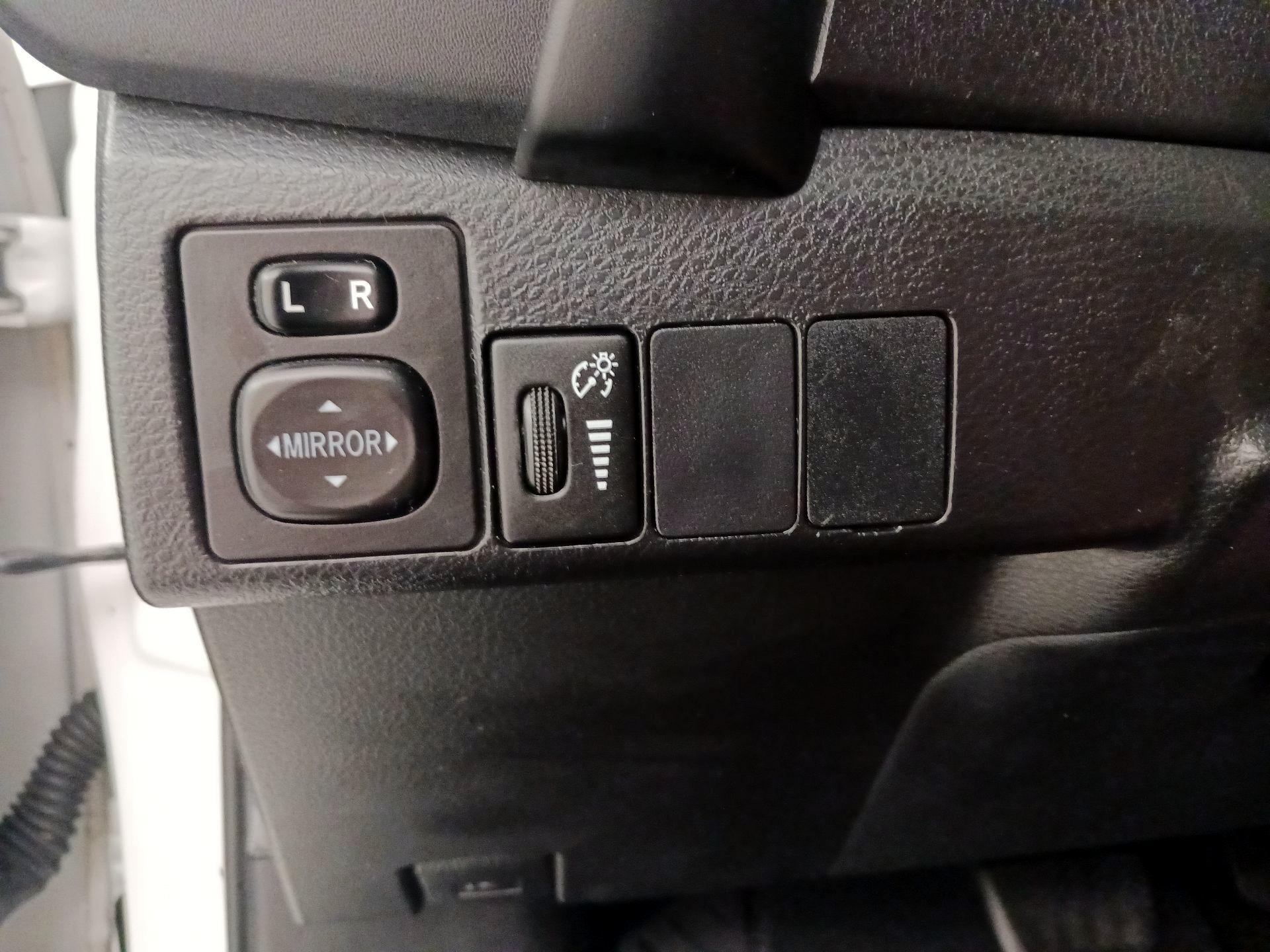 Thumbnail: 2019 Toyota Corolla - 13