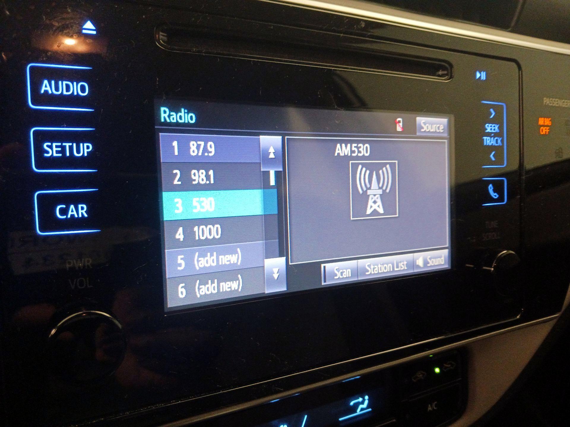 Thumbnail: 2017 Toyota Corolla - 15