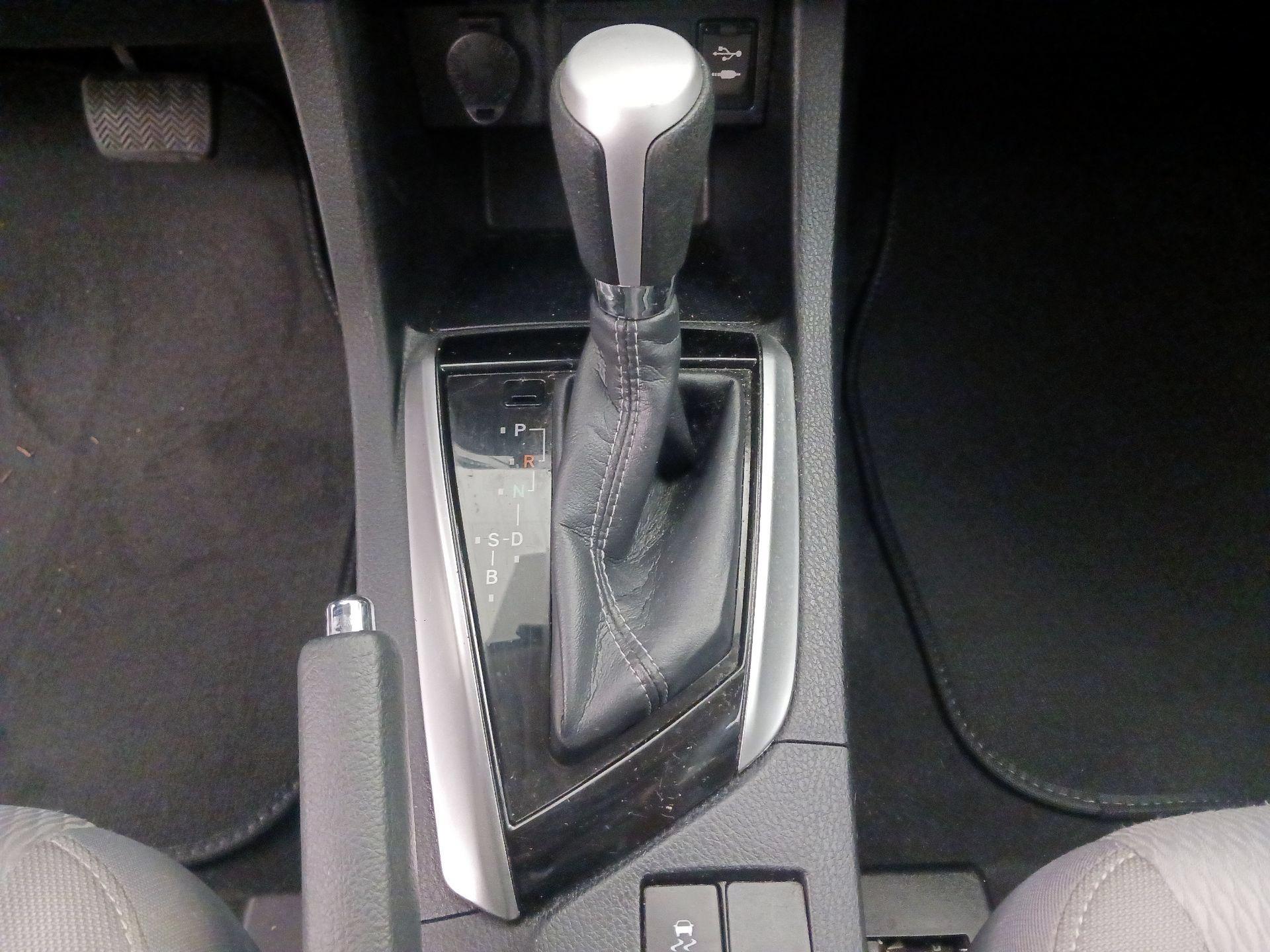 Thumbnail: 2017 Toyota Corolla - 17