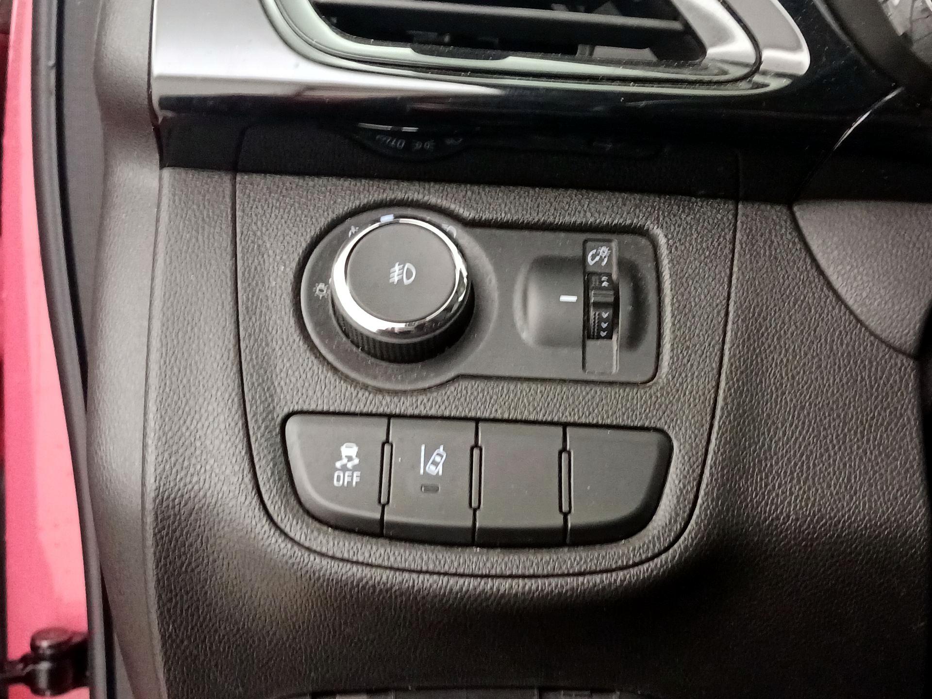 Thumbnail: 2018 Chevrolet Spark - 13