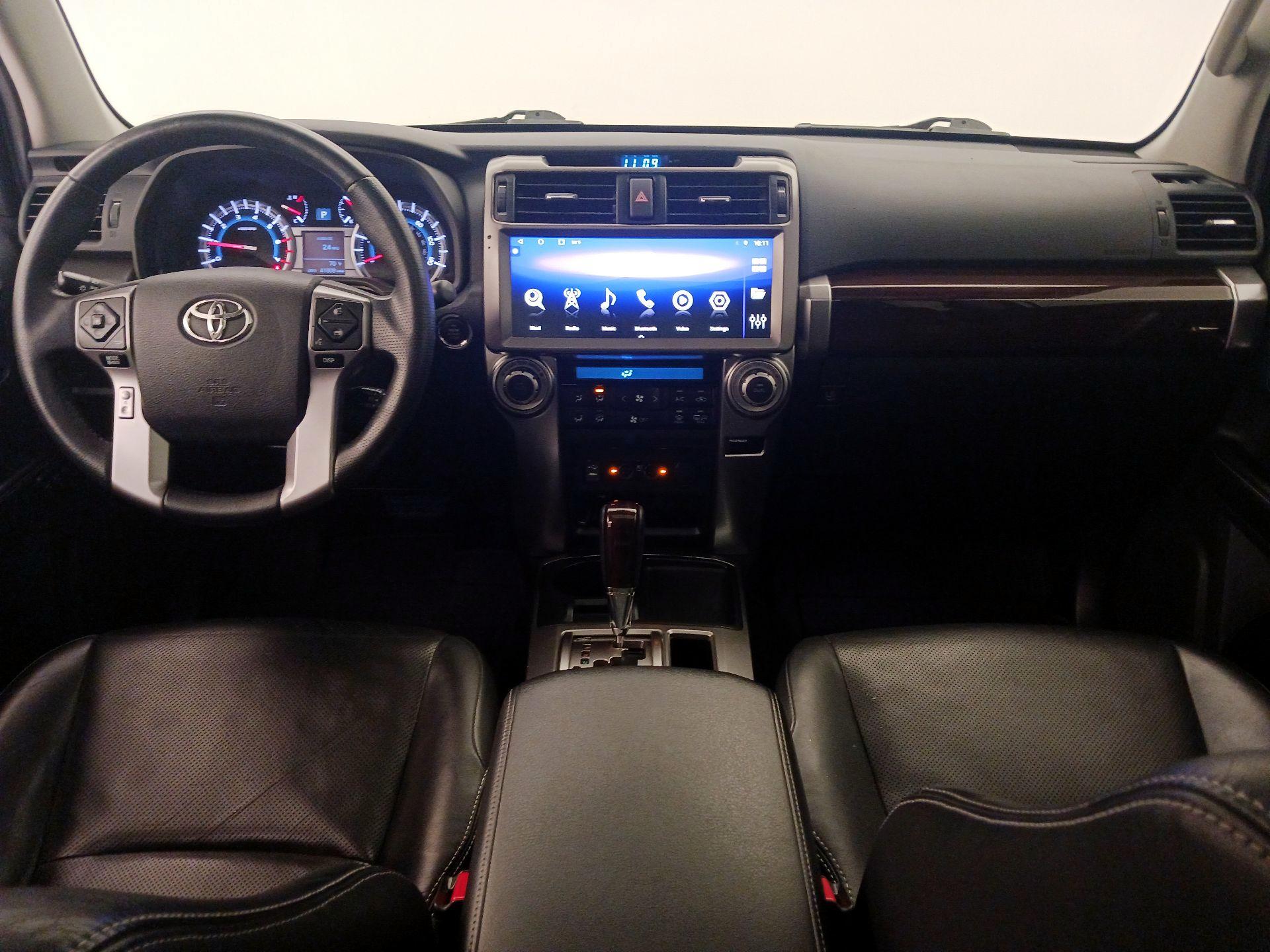 Thumbnail: 2014 Toyota 4Runner - 9