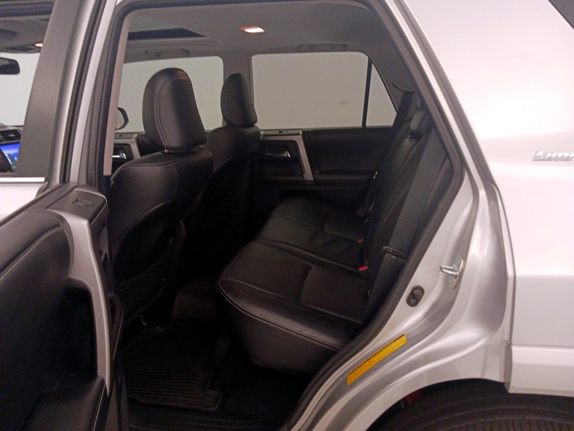 Thumbnail: 2014 Toyota 4Runner - 20