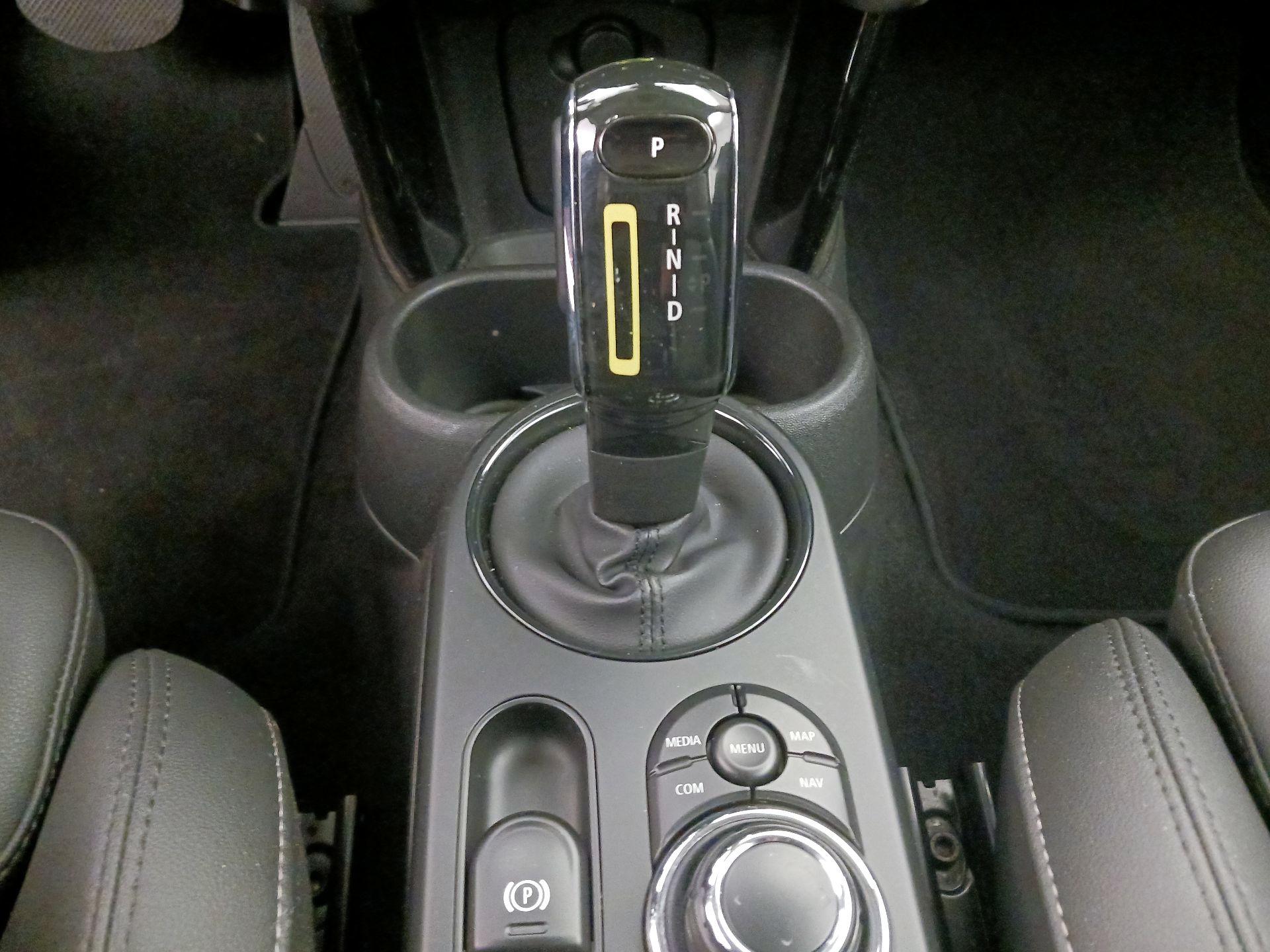 Thumbnail: 2023 MINI Cooper Hardtop - 18