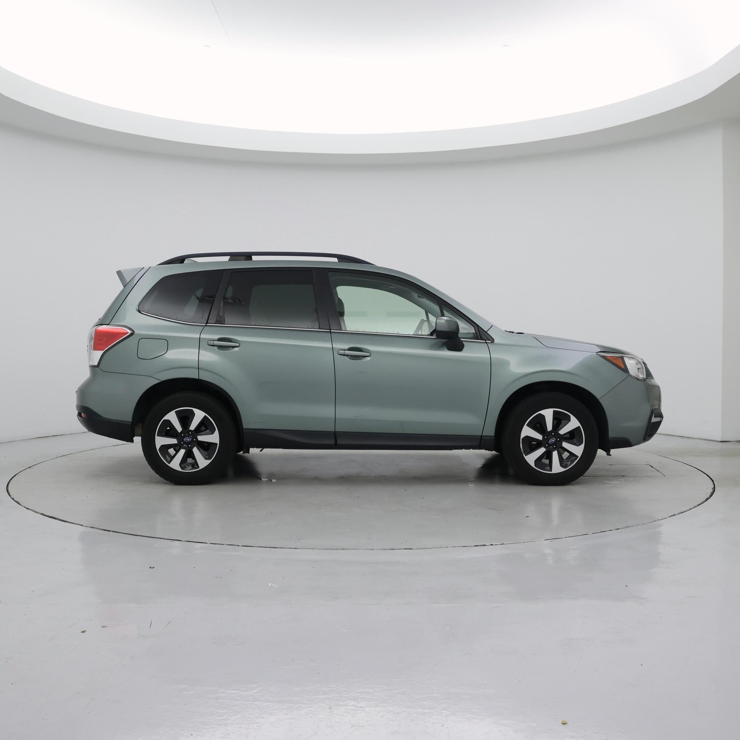 Thumbnail: 2017 Subaru Forester - 7