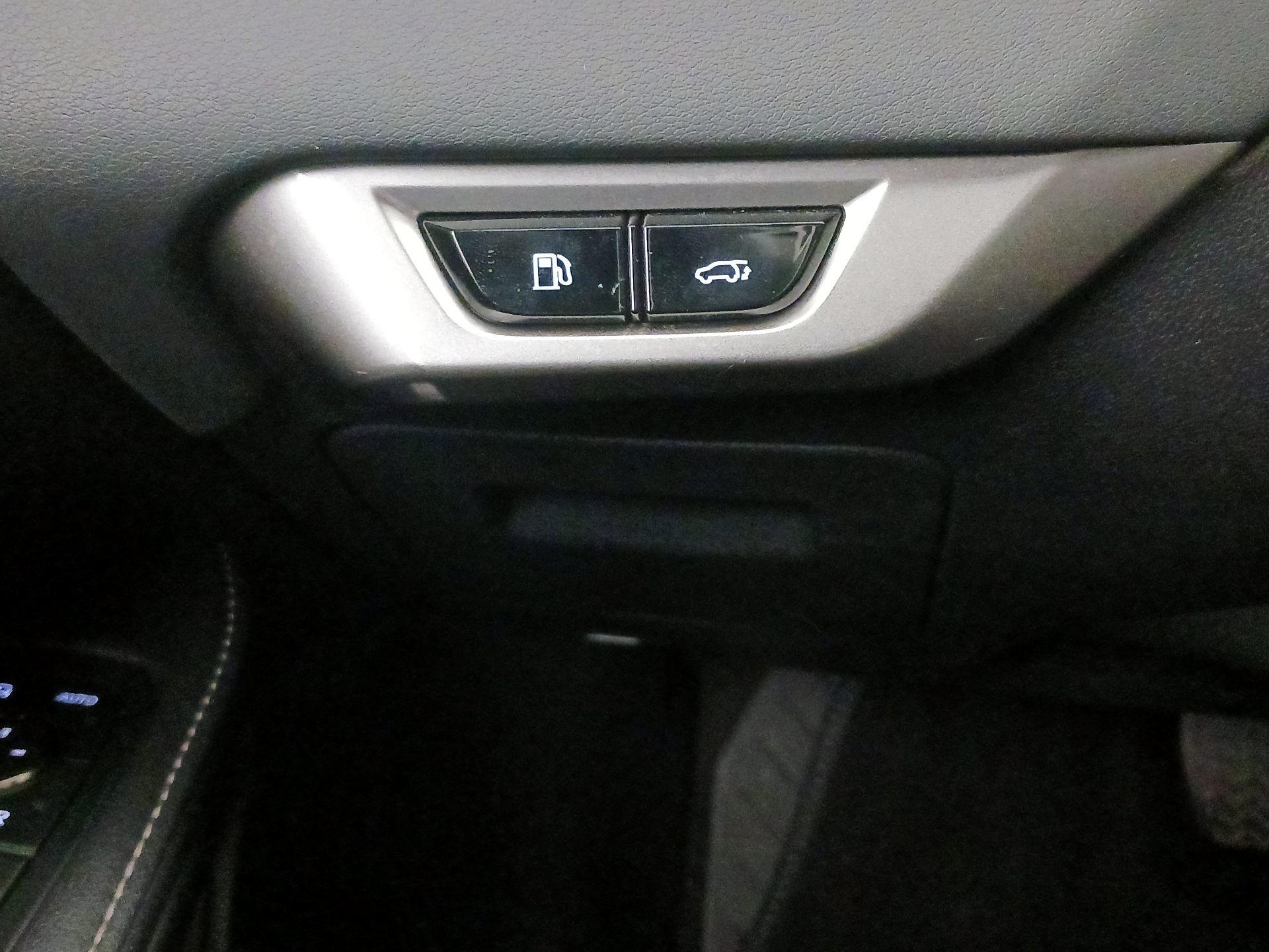 Thumbnail: 2024 Lexus RX - 13