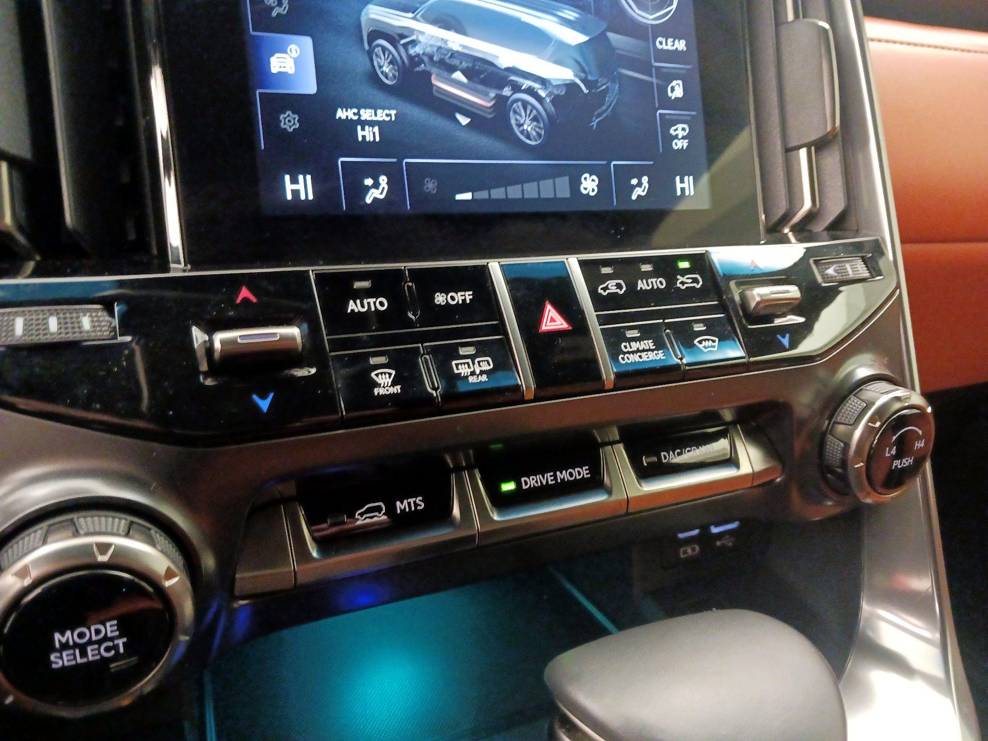 Thumbnail: 2023 Lexus LX - 17