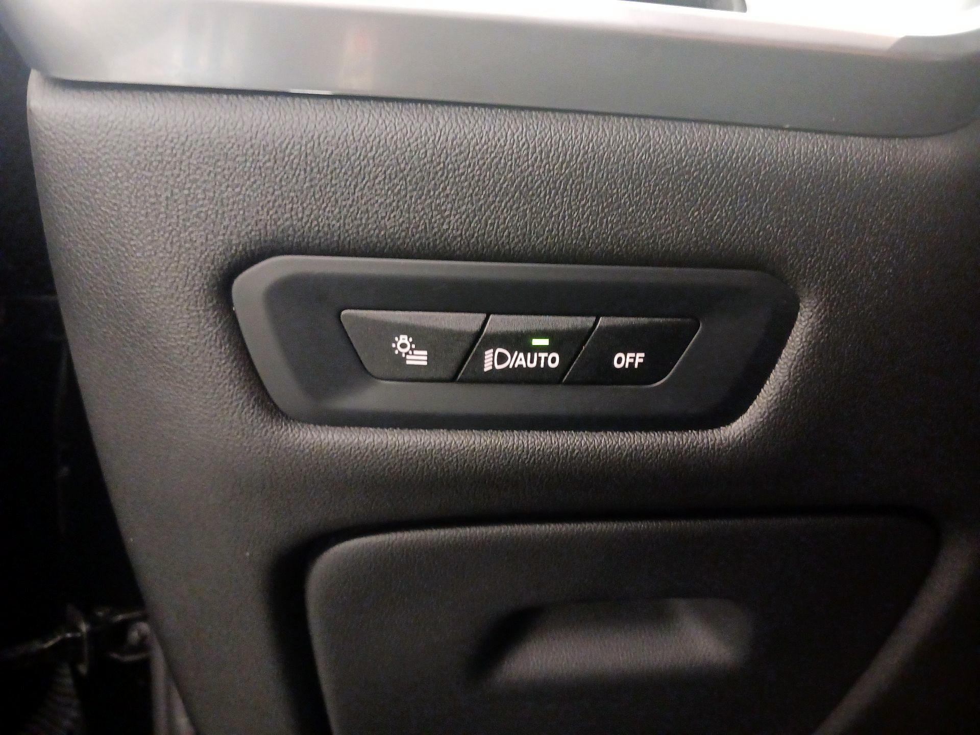 Thumbnail: 2024 BMW X5 - 13