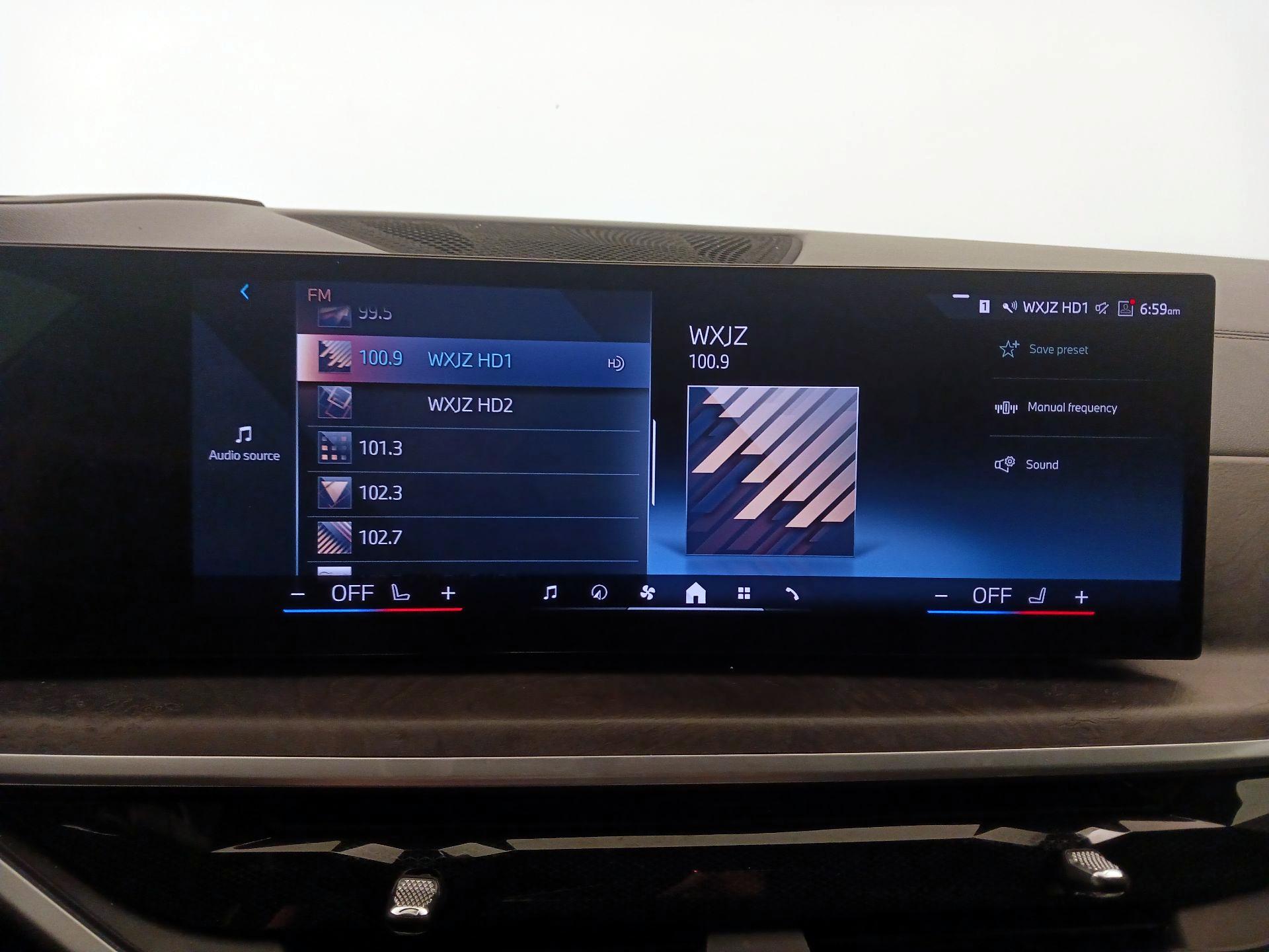 Thumbnail: 2024 BMW X5 - 16