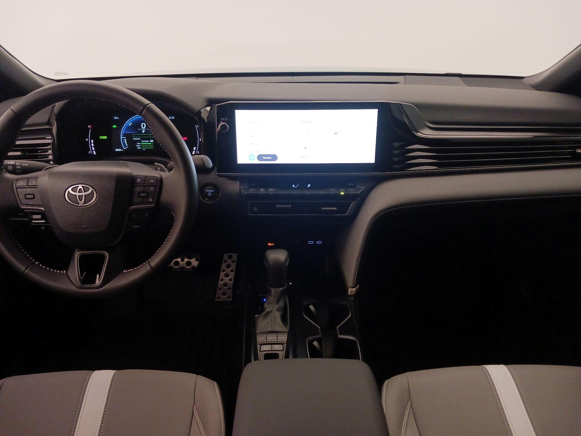 Thumbnail: 2025 Toyota Camry - 9