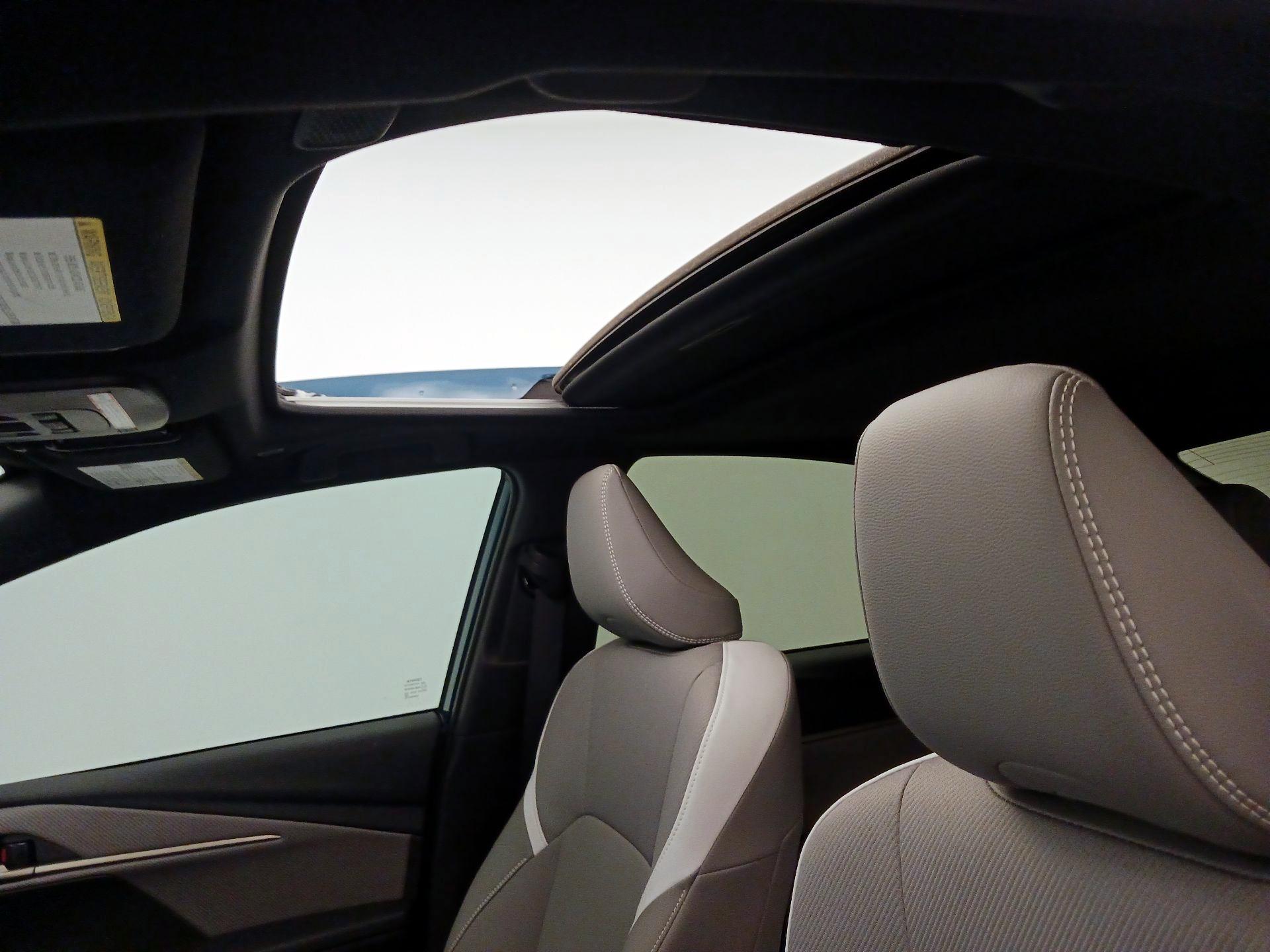 Thumbnail: 2025 Toyota Camry - 19