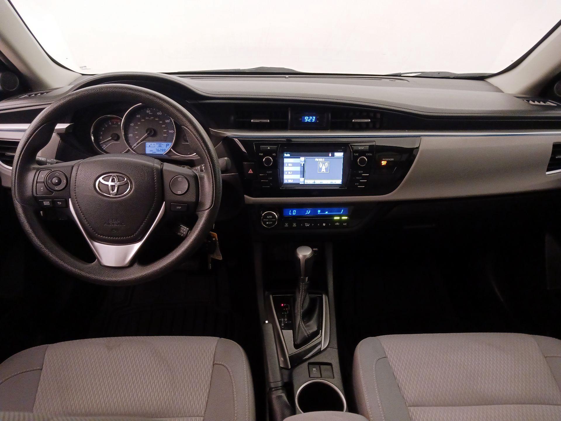 Thumbnail: 2014 Toyota Corolla - 9